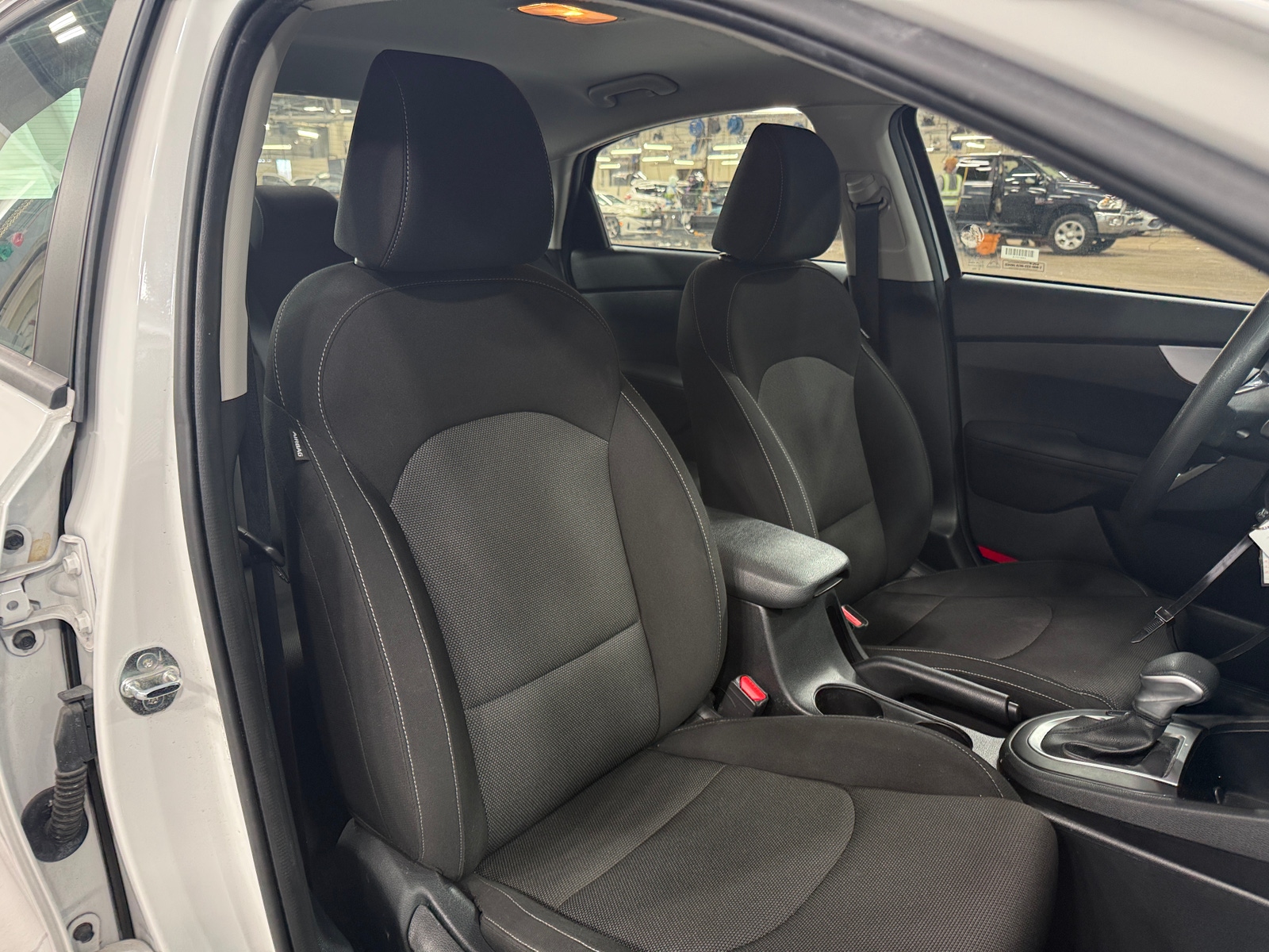 Thumbnail: 2024 Kia Forte - 2