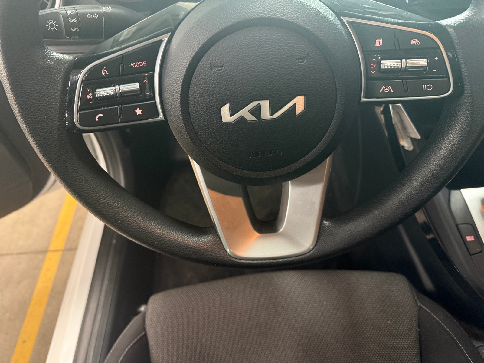 Thumbnail: 2024 Kia Forte - 5