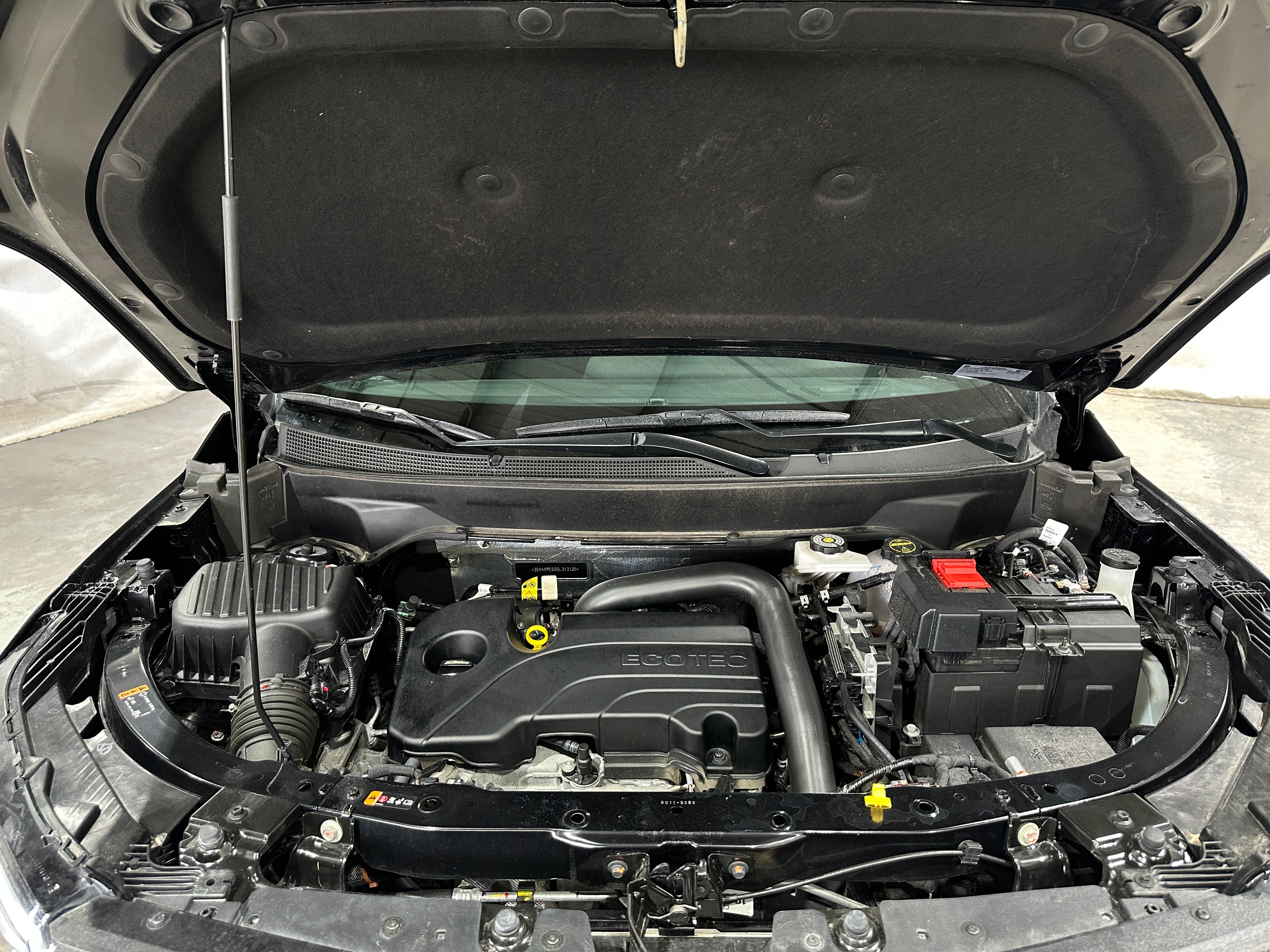 2025 Chevrolet Equinox - Image 1