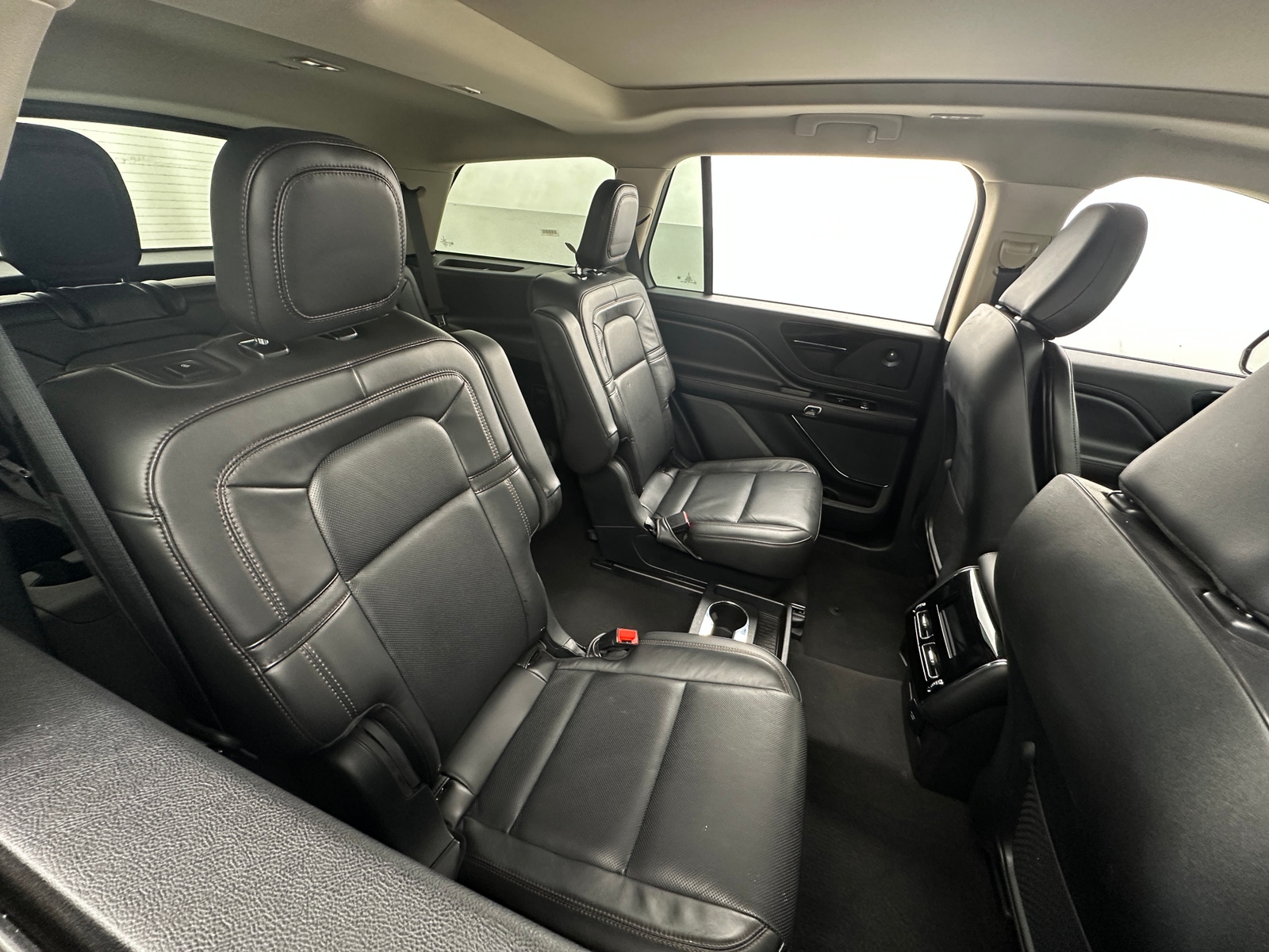 Thumbnail: 2024 Lincoln Aviator - 5