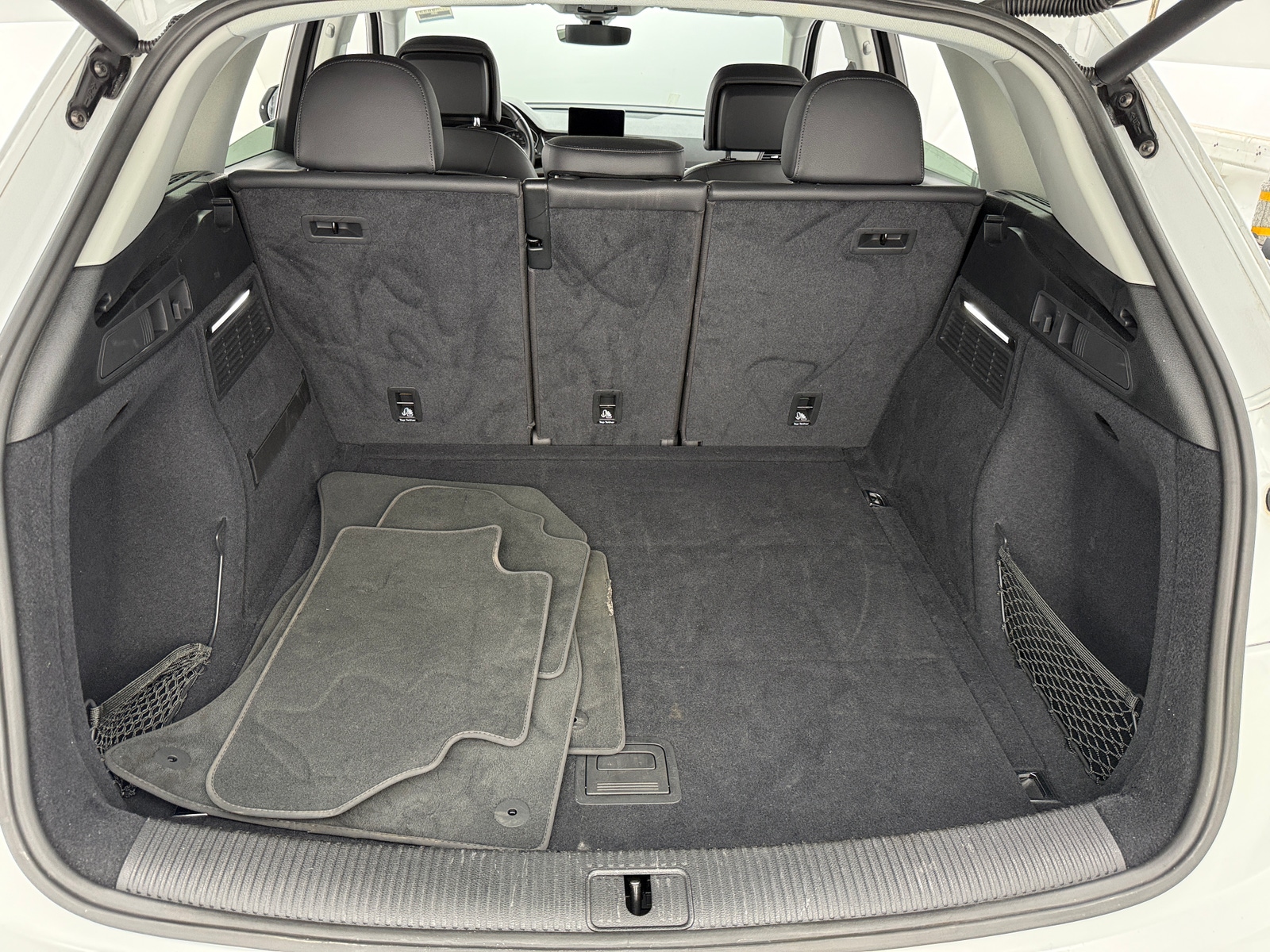 Thumbnail: 2020 Audi Q5 - 6