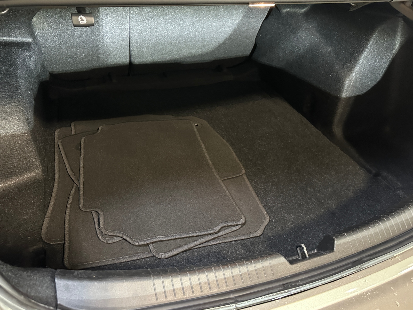 Thumbnail: 2024 Chevrolet Malibu - 7