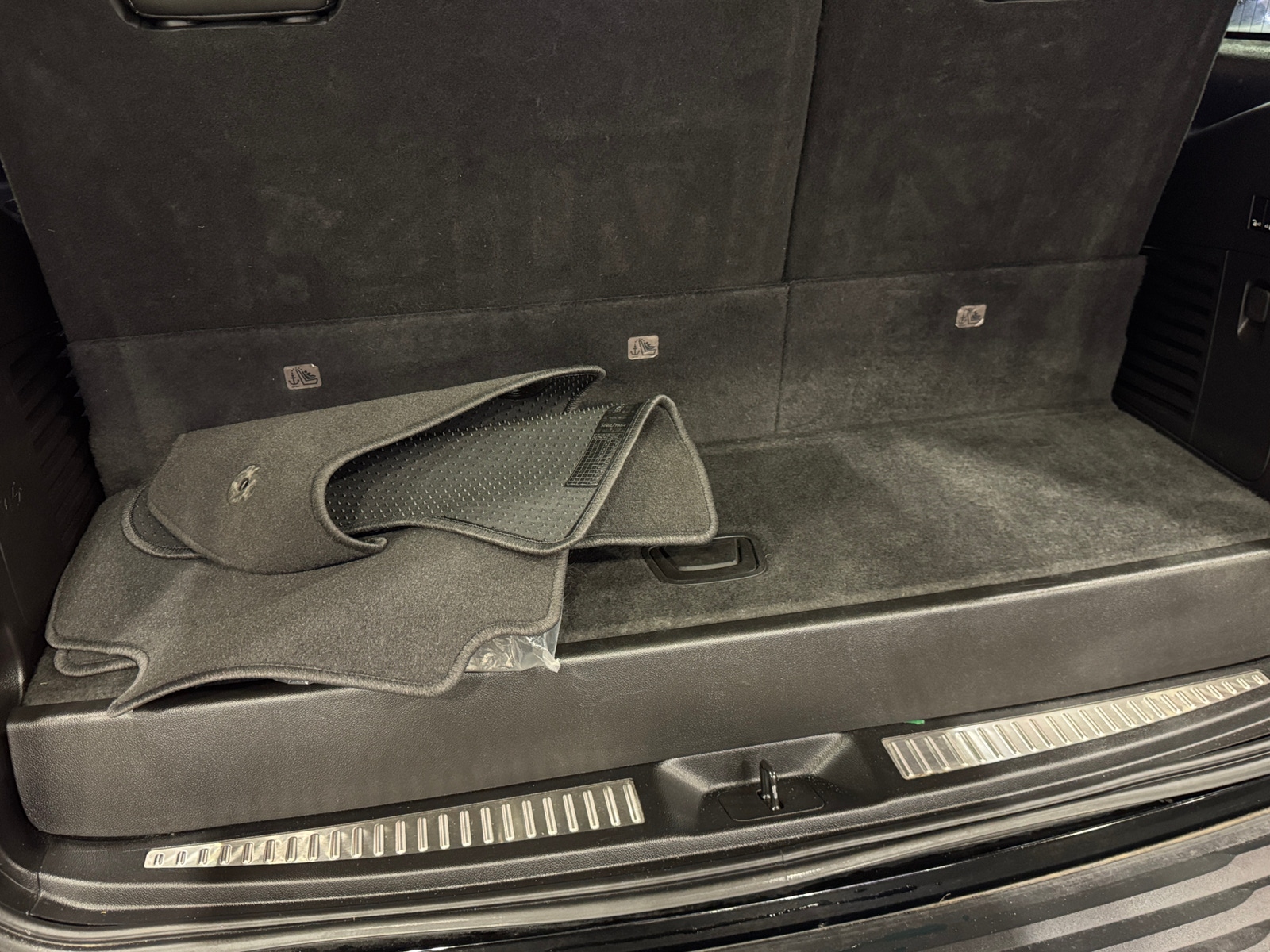 Thumbnail: 2018 Chevrolet Tahoe - 6