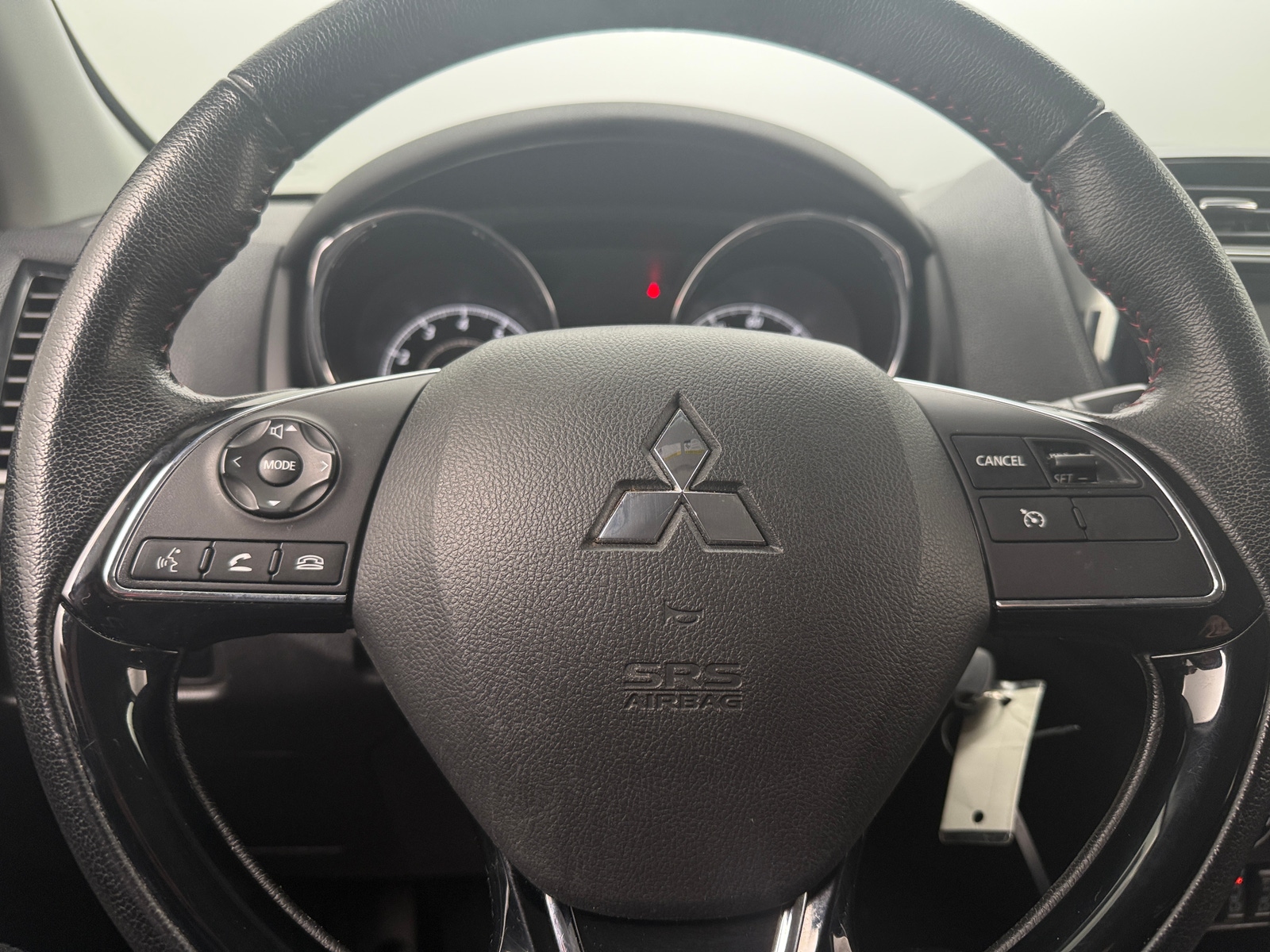 Thumbnail: 2022 Mitsubishi Outlander Sport - 5