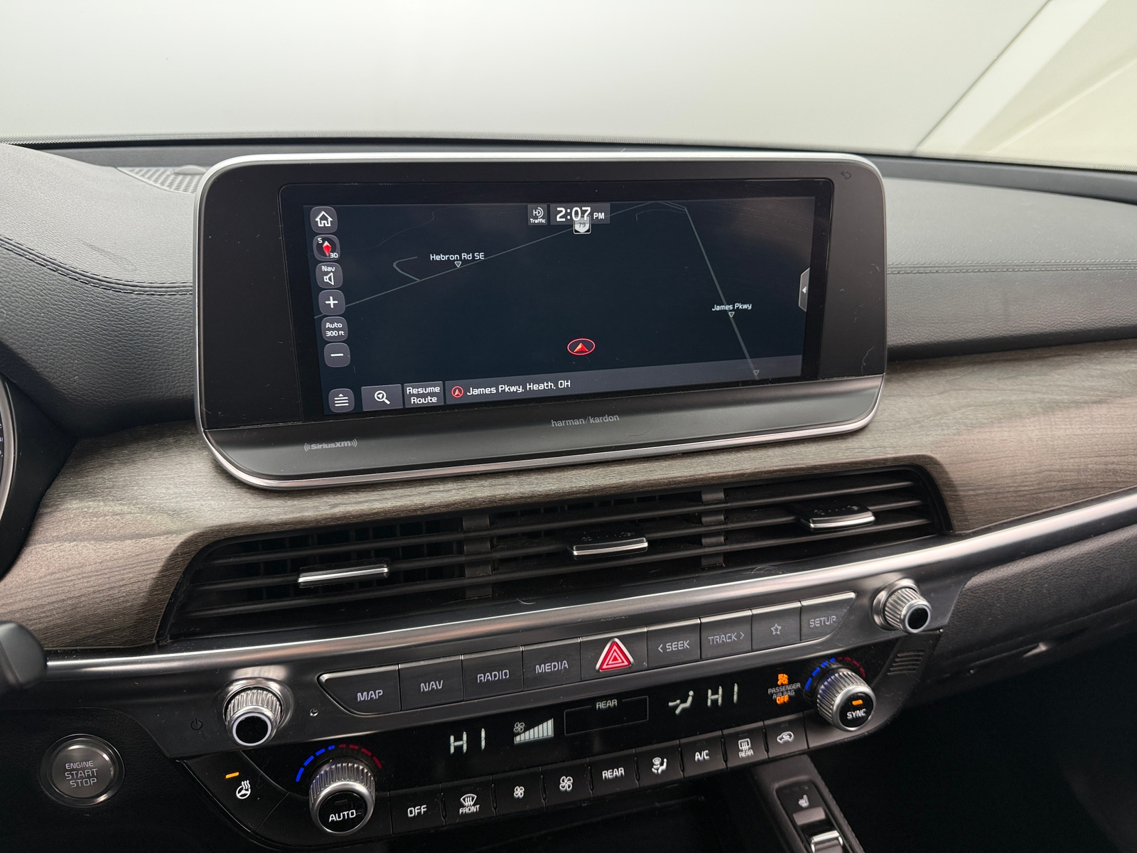 Thumbnail: 2021 Kia Telluride - 3