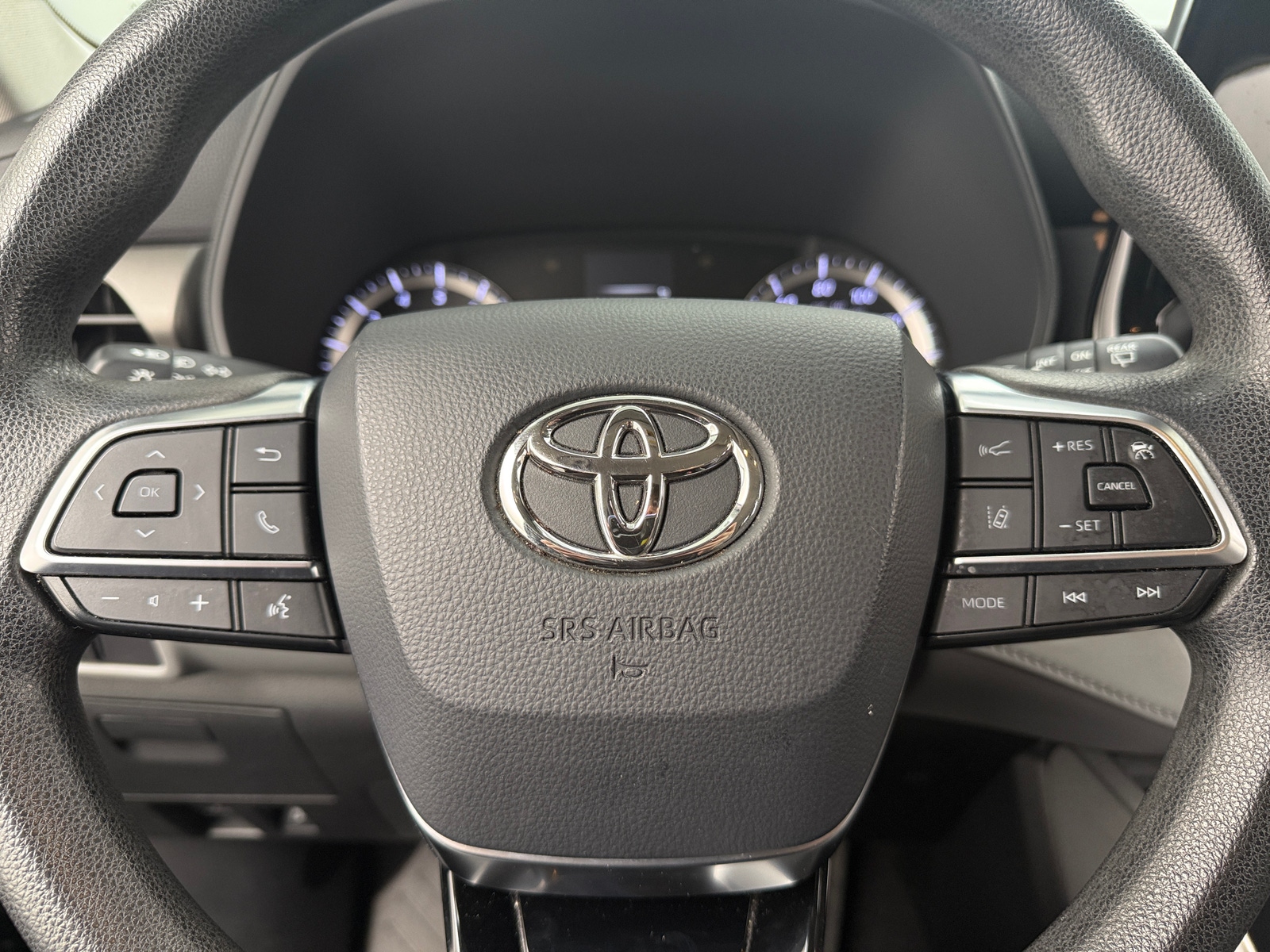 Thumbnail: 2020 Toyota Highlander - 5