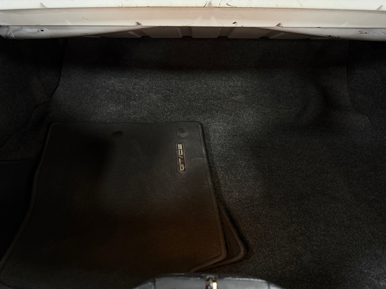 Thumbnail: 2011 Ford Mustang - 6