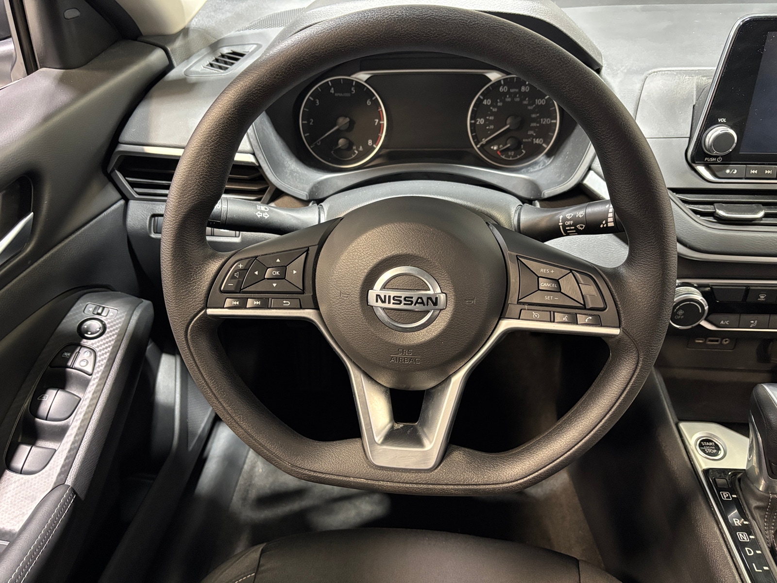 Thumbnail: 2022 Nissan Altima - 5