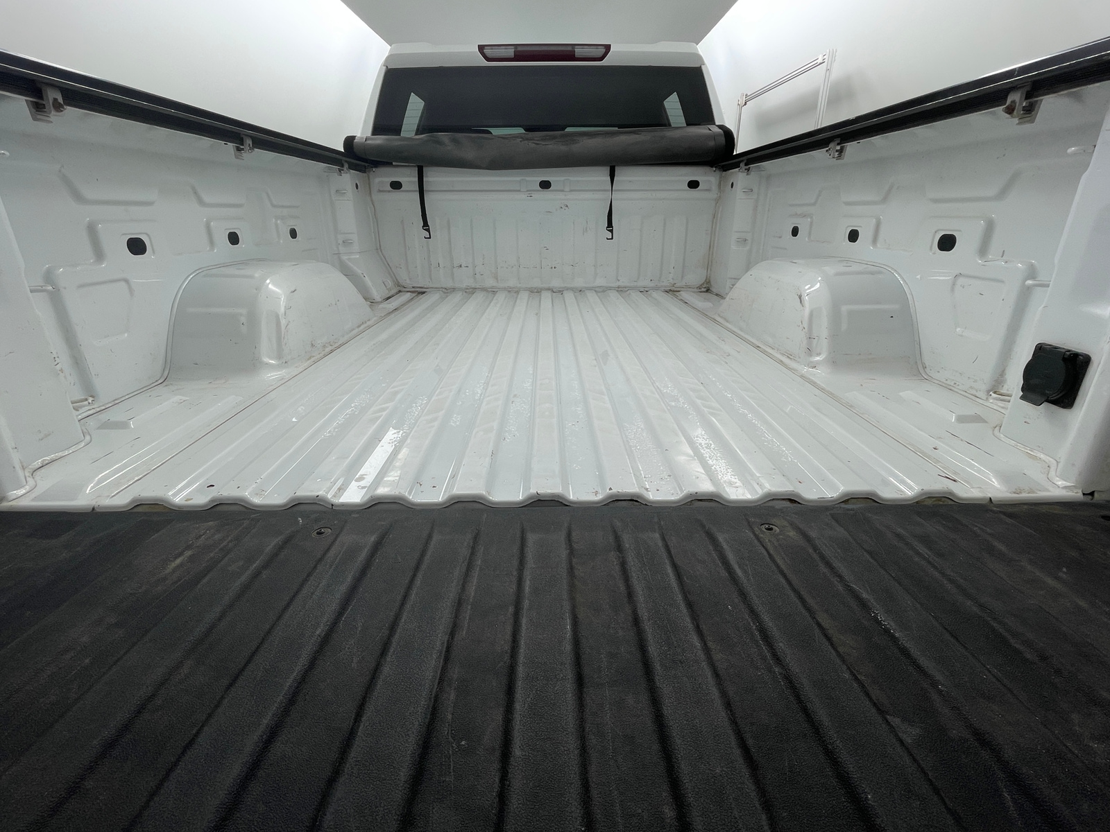 Thumbnail: 2021 Chevrolet Silverado 1500 - 6