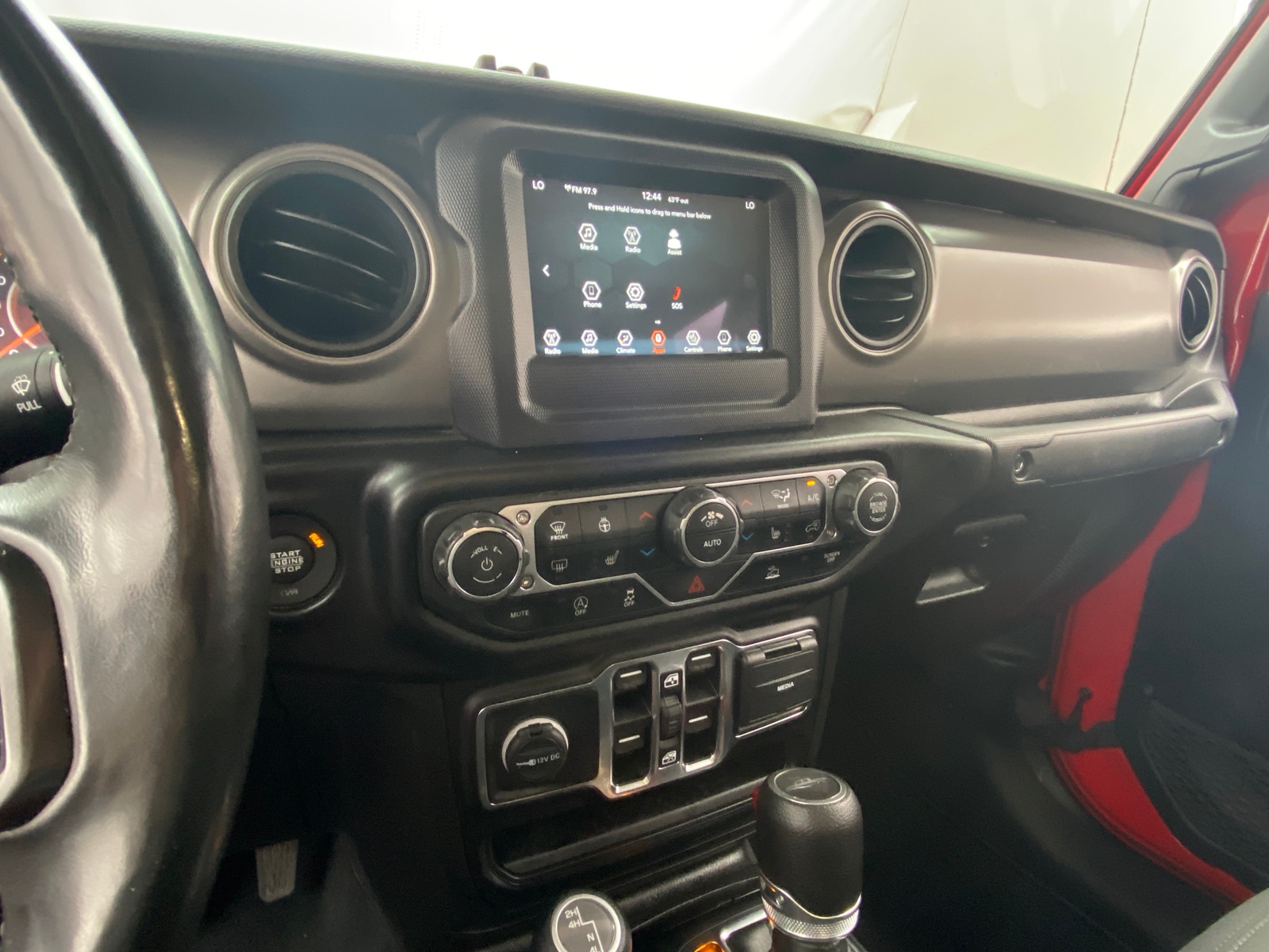 Thumbnail: 2022 Jeep Gladiator - 4