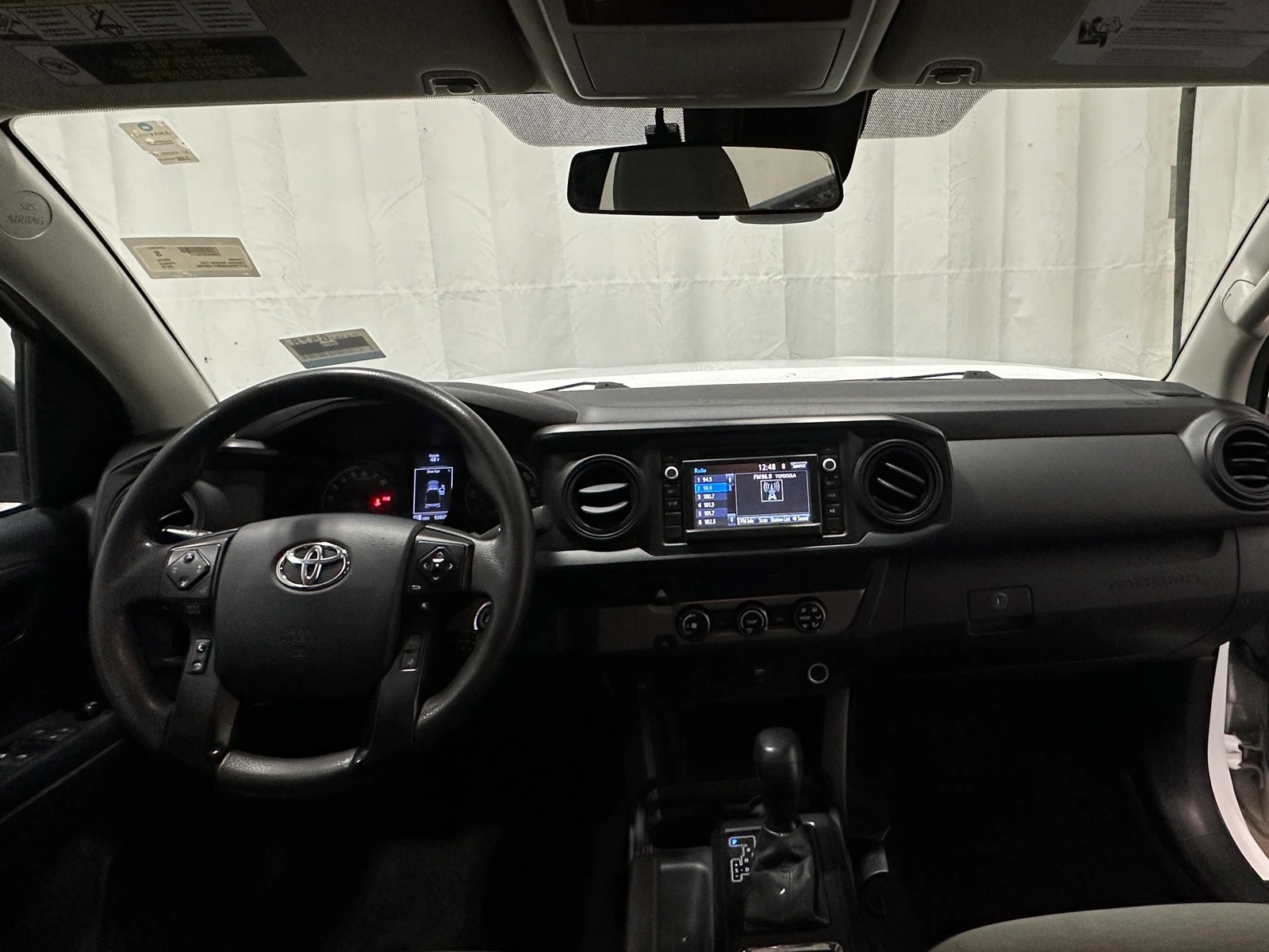 Thumbnail: 2019 Toyota Tacoma - 3