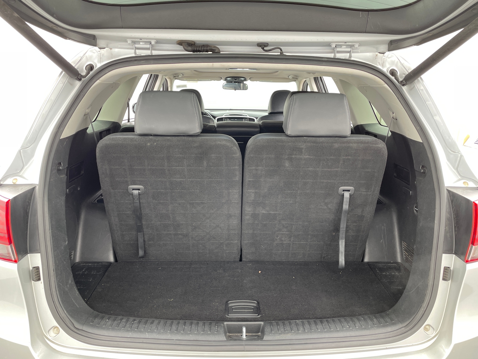 Thumbnail: 2019 Kia Sorento - 6