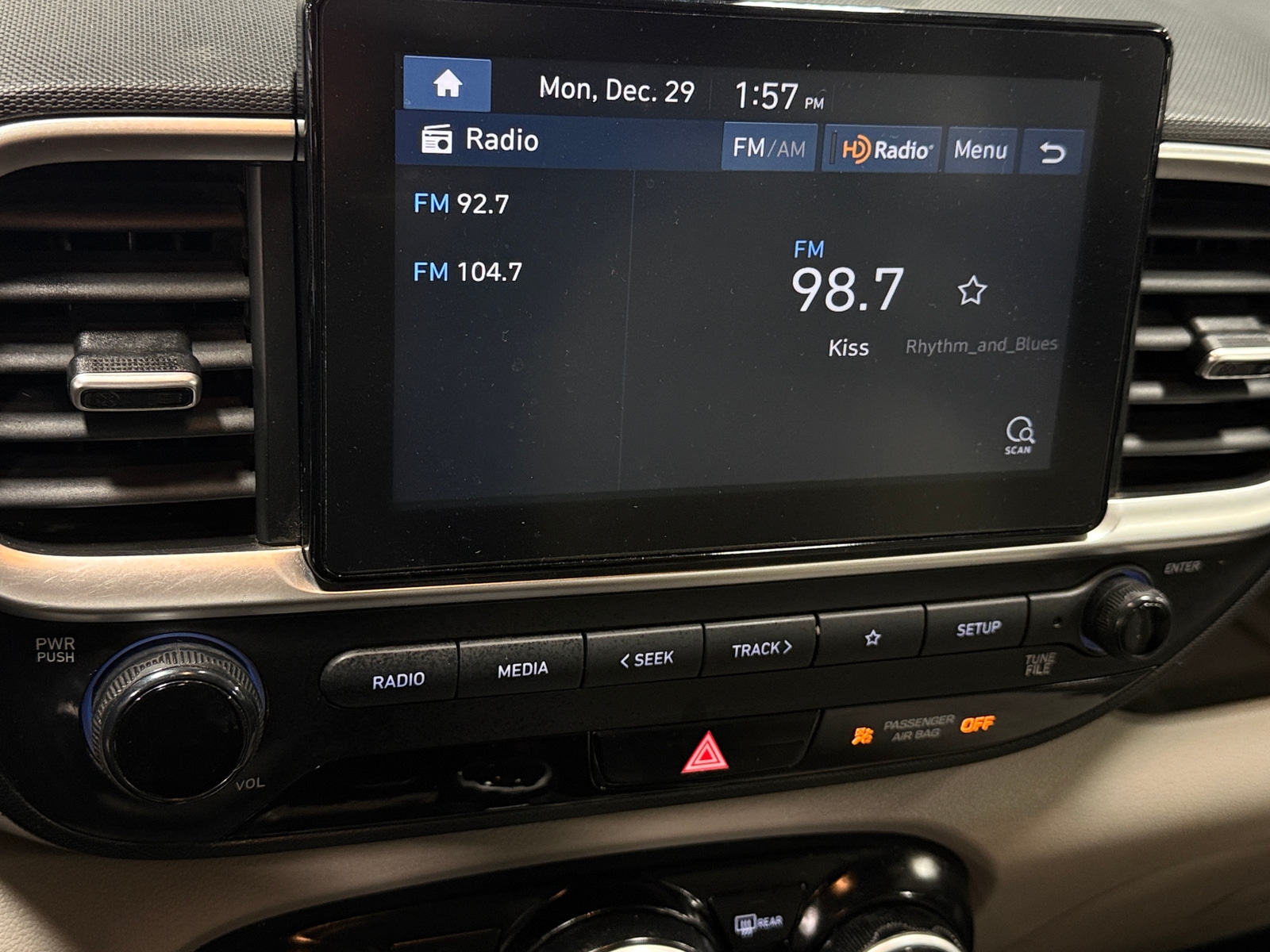 Thumbnail: 2021 Hyundai Venue - 4