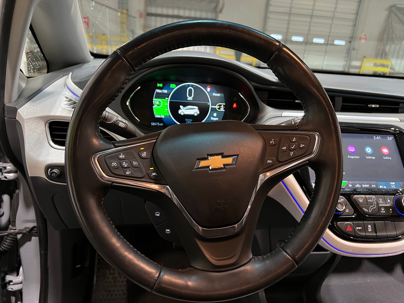 Thumbnail: 2019 Chevrolet Bolt EV - 4