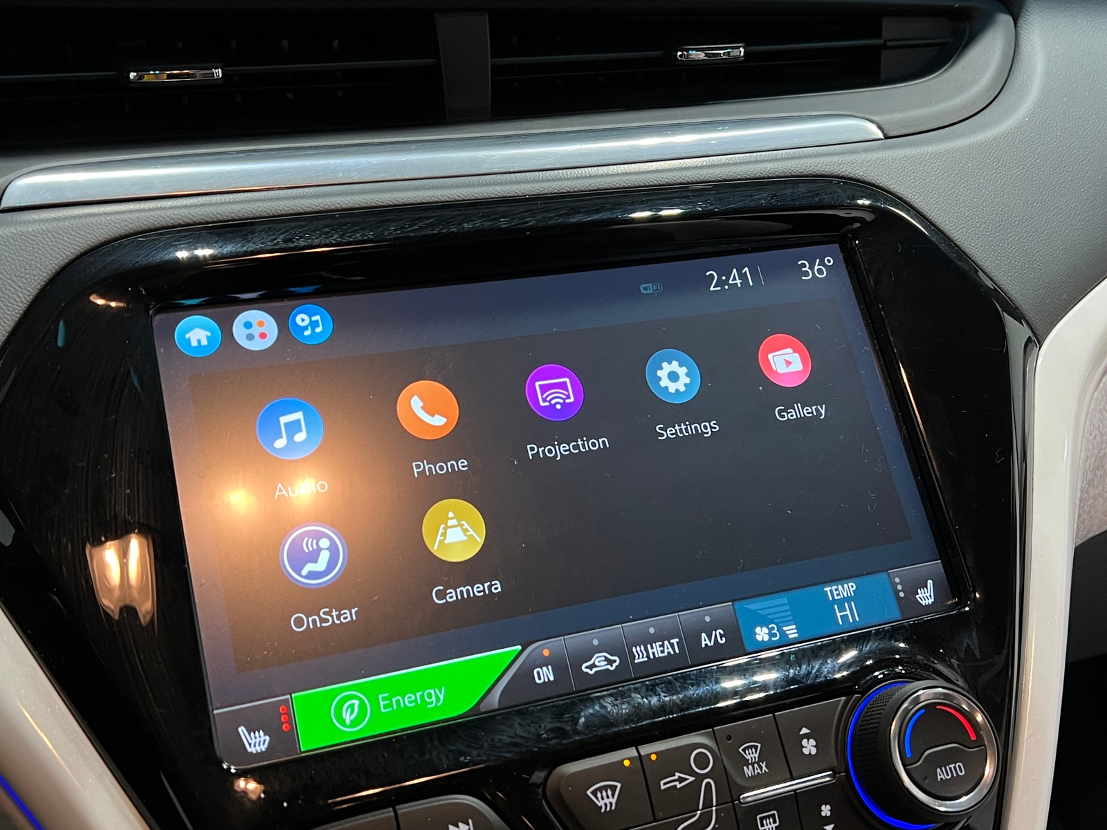 Thumbnail: 2019 Chevrolet Bolt EV - 3