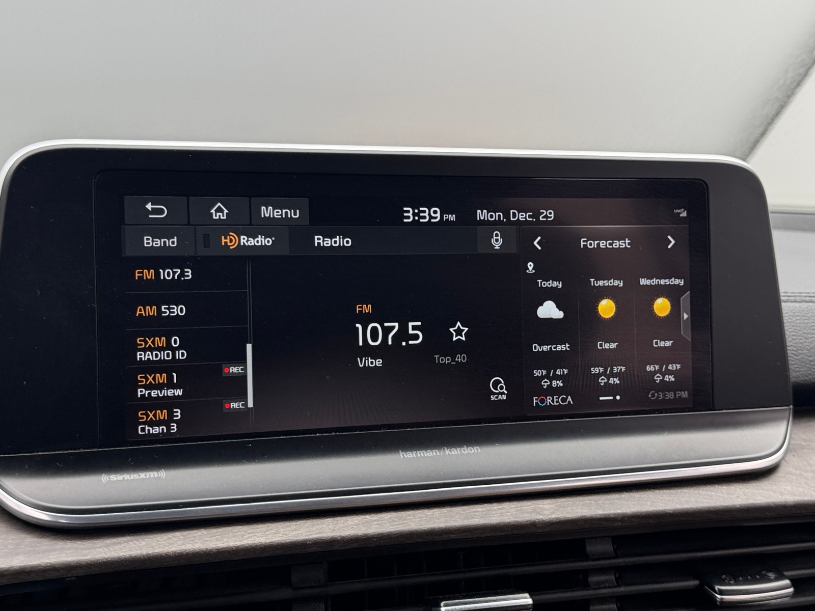 Thumbnail: 2021 Kia Telluride - 3