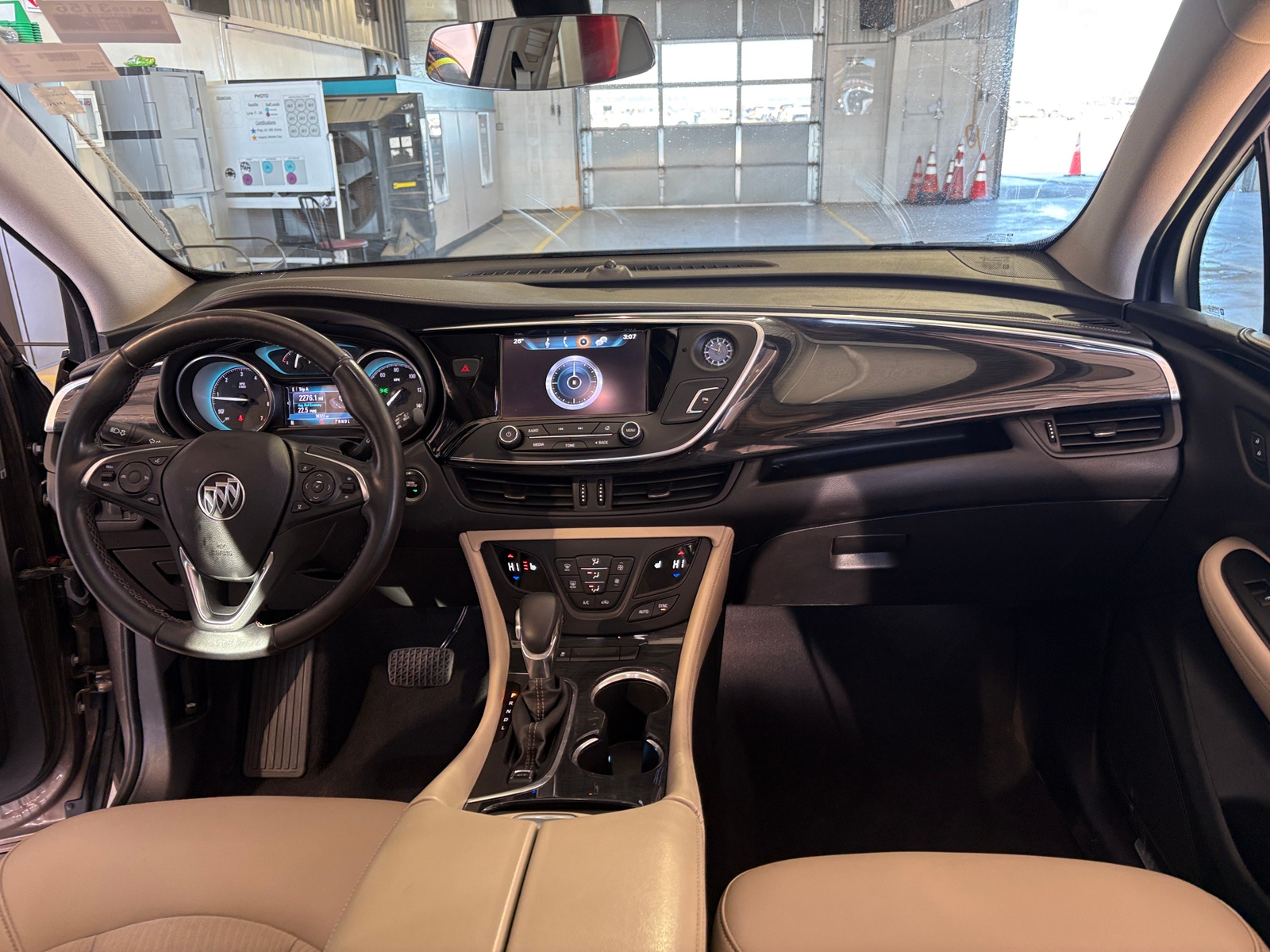 Thumbnail: 2018 Buick Envision - 3