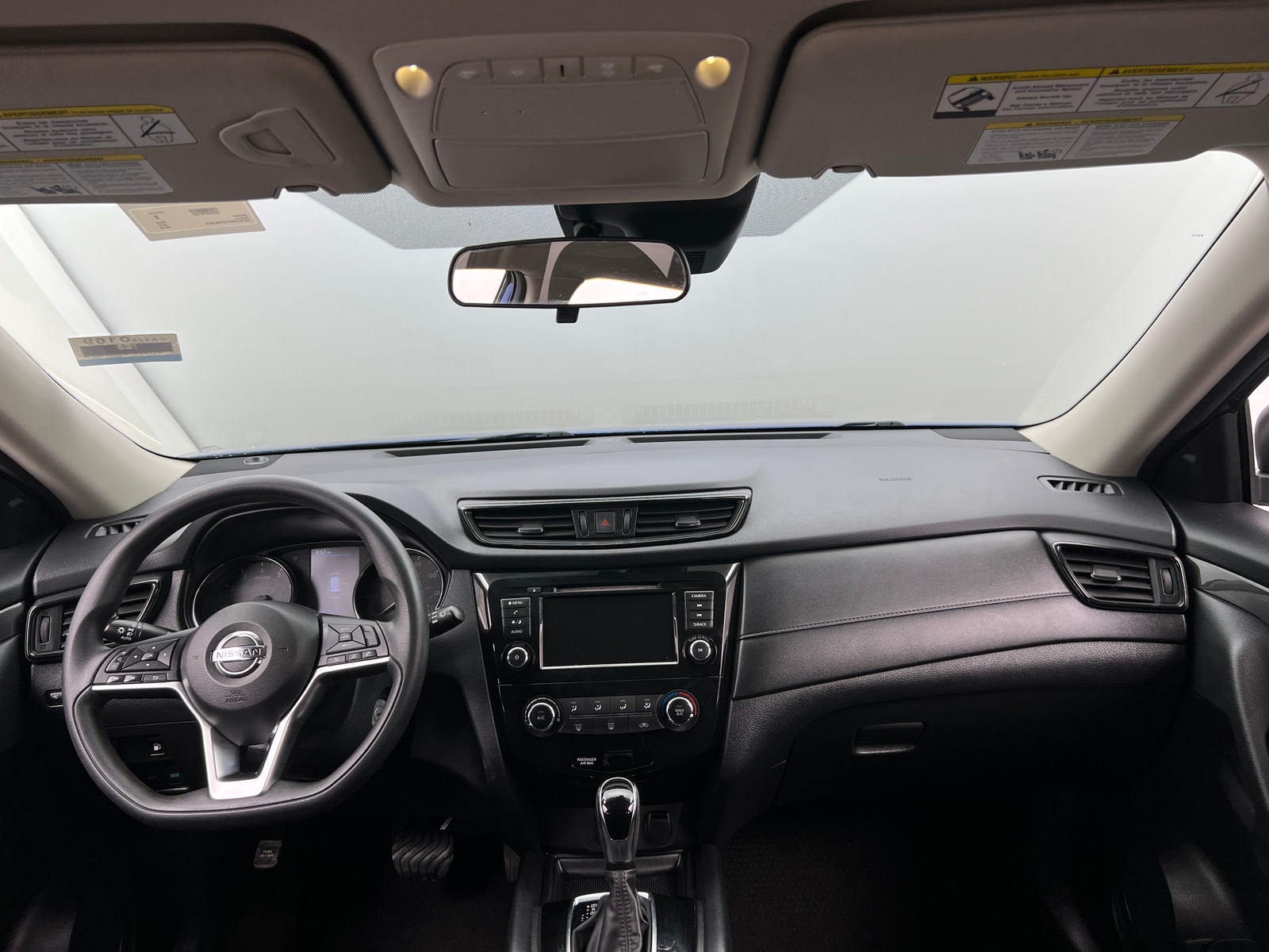 Thumbnail: 2019 Nissan Rogue - 3