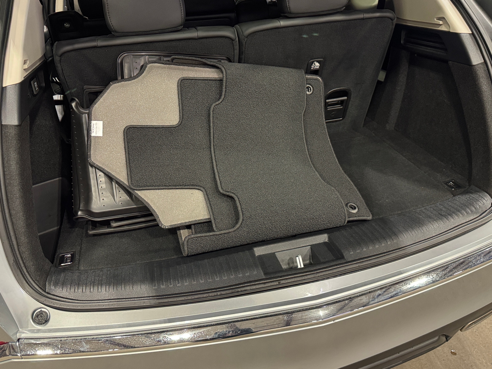 Thumbnail: 2024 Acura MDX - 6