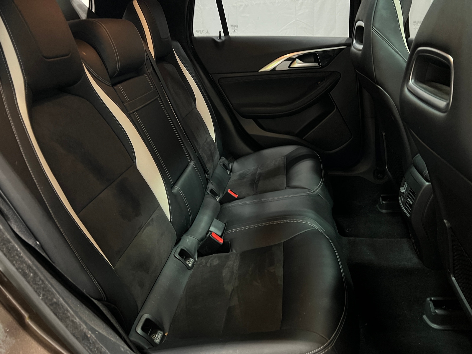 Thumbnail: 2018 INFINITI QX30 - 5