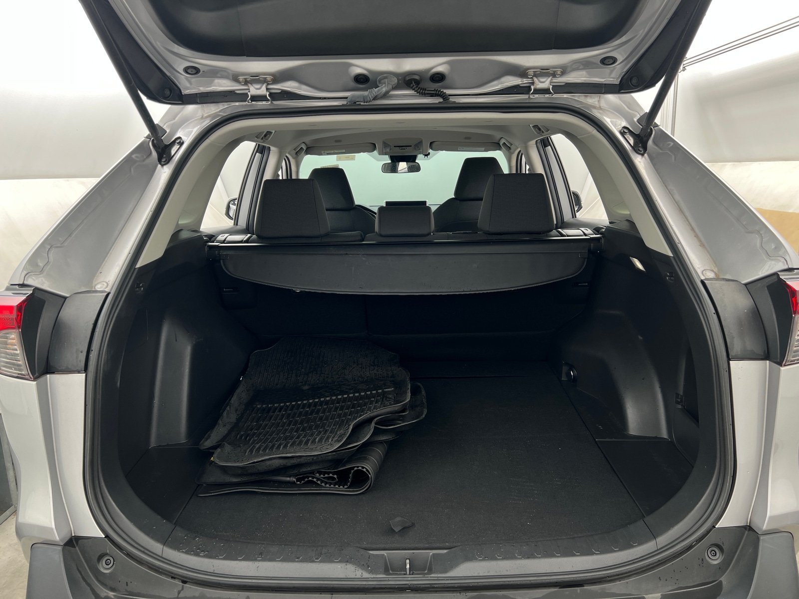 Thumbnail: 2023 Toyota RAV4 - 7