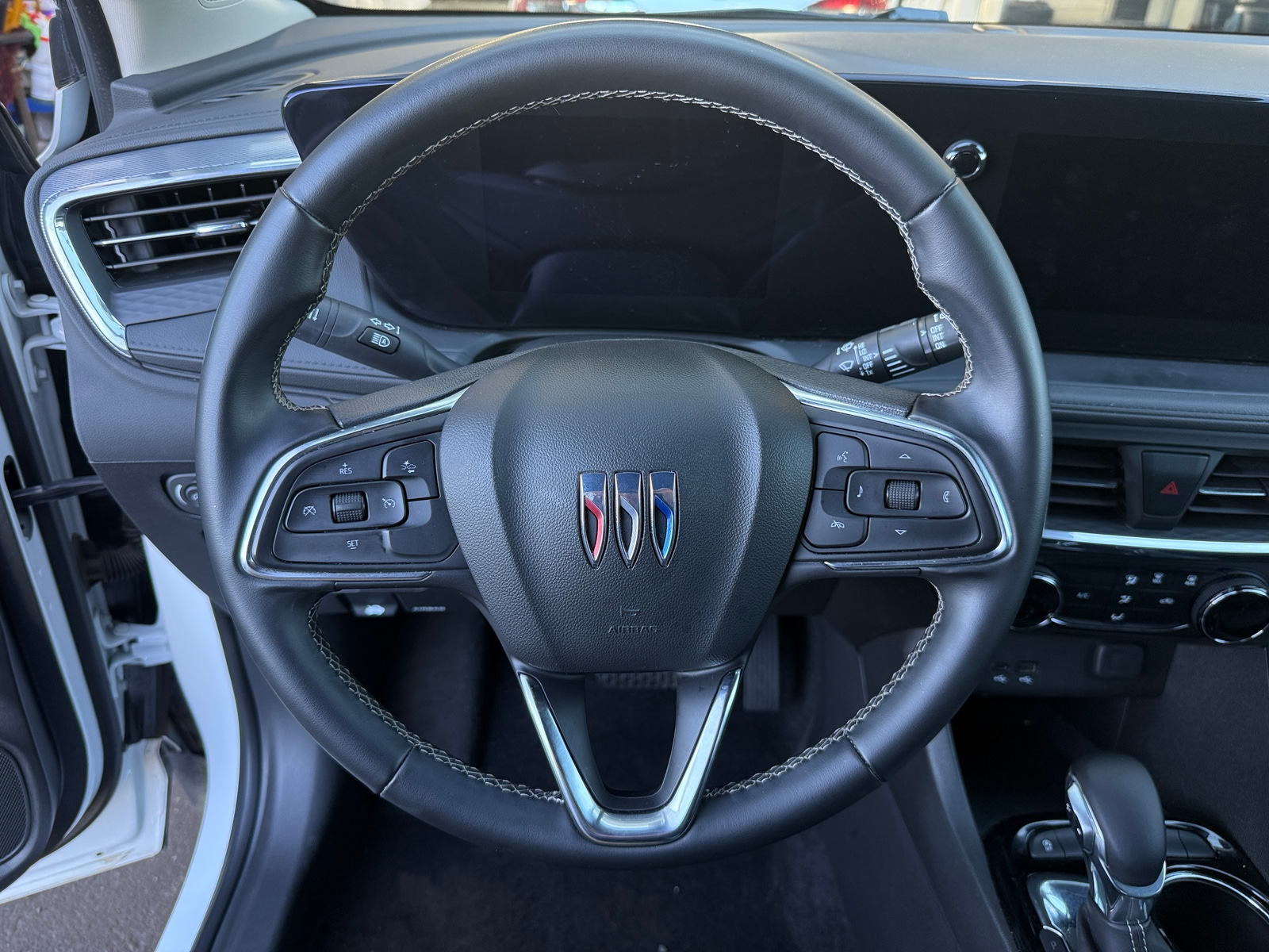 Thumbnail: 2025 Buick Encore GX - 5