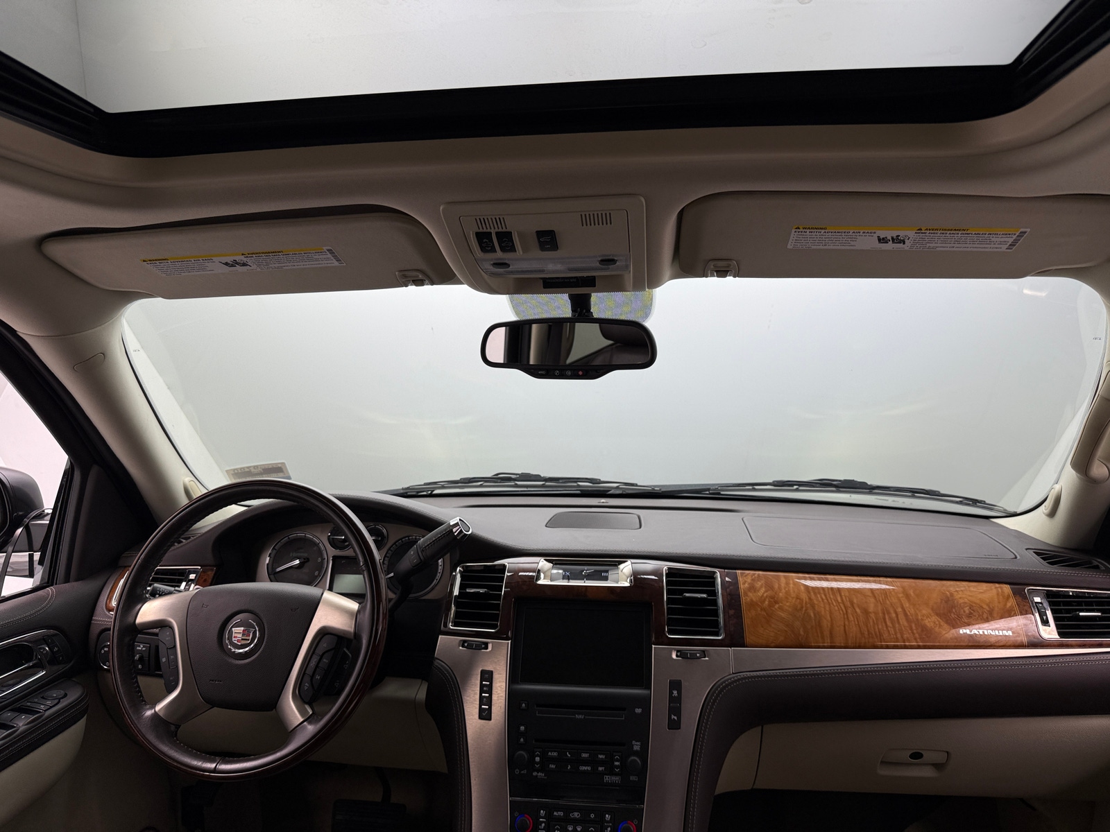 Thumbnail: 2010 Cadillac Escalade - 2