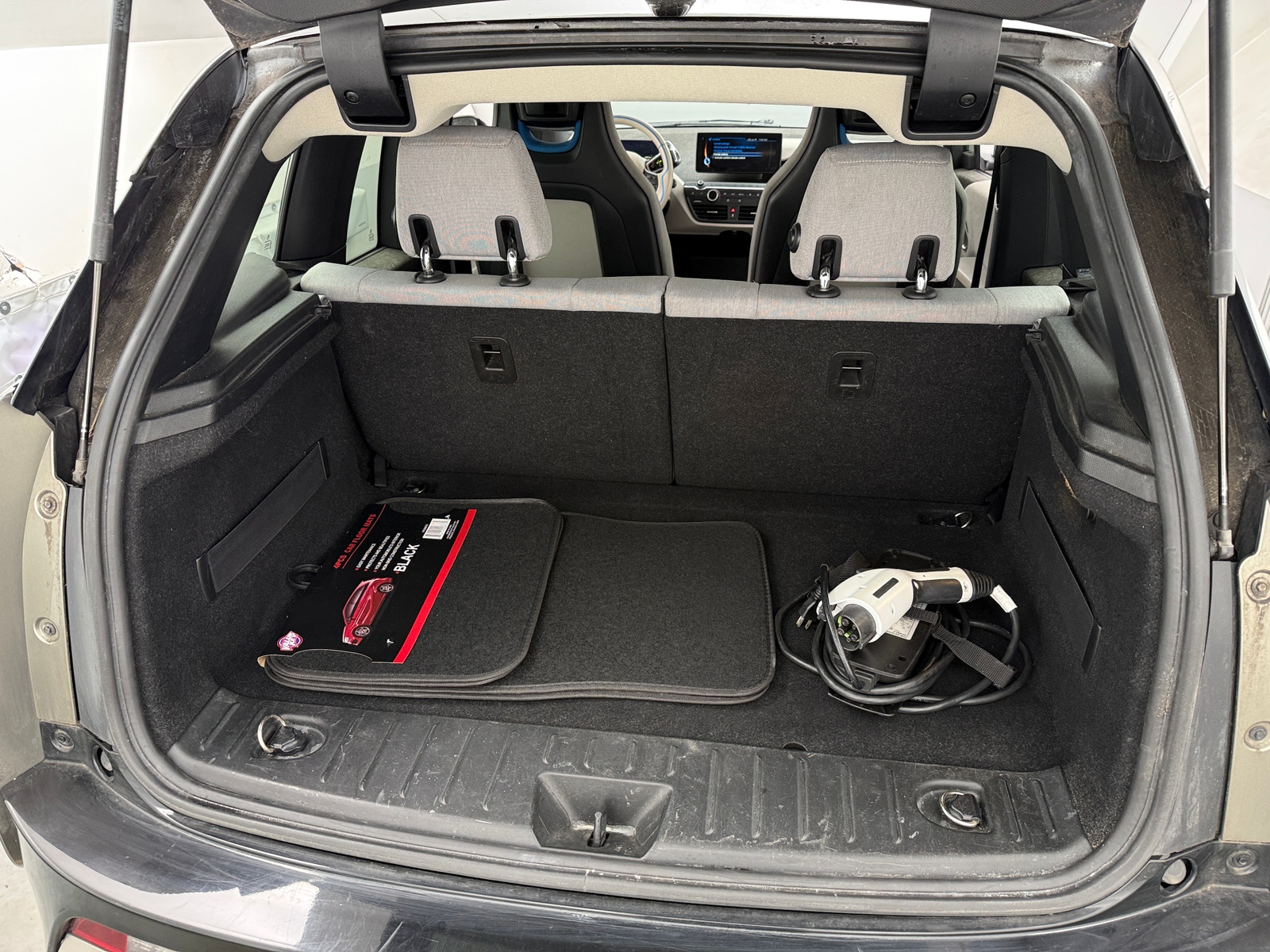 Thumbnail: 2016 BMW i3 - 7