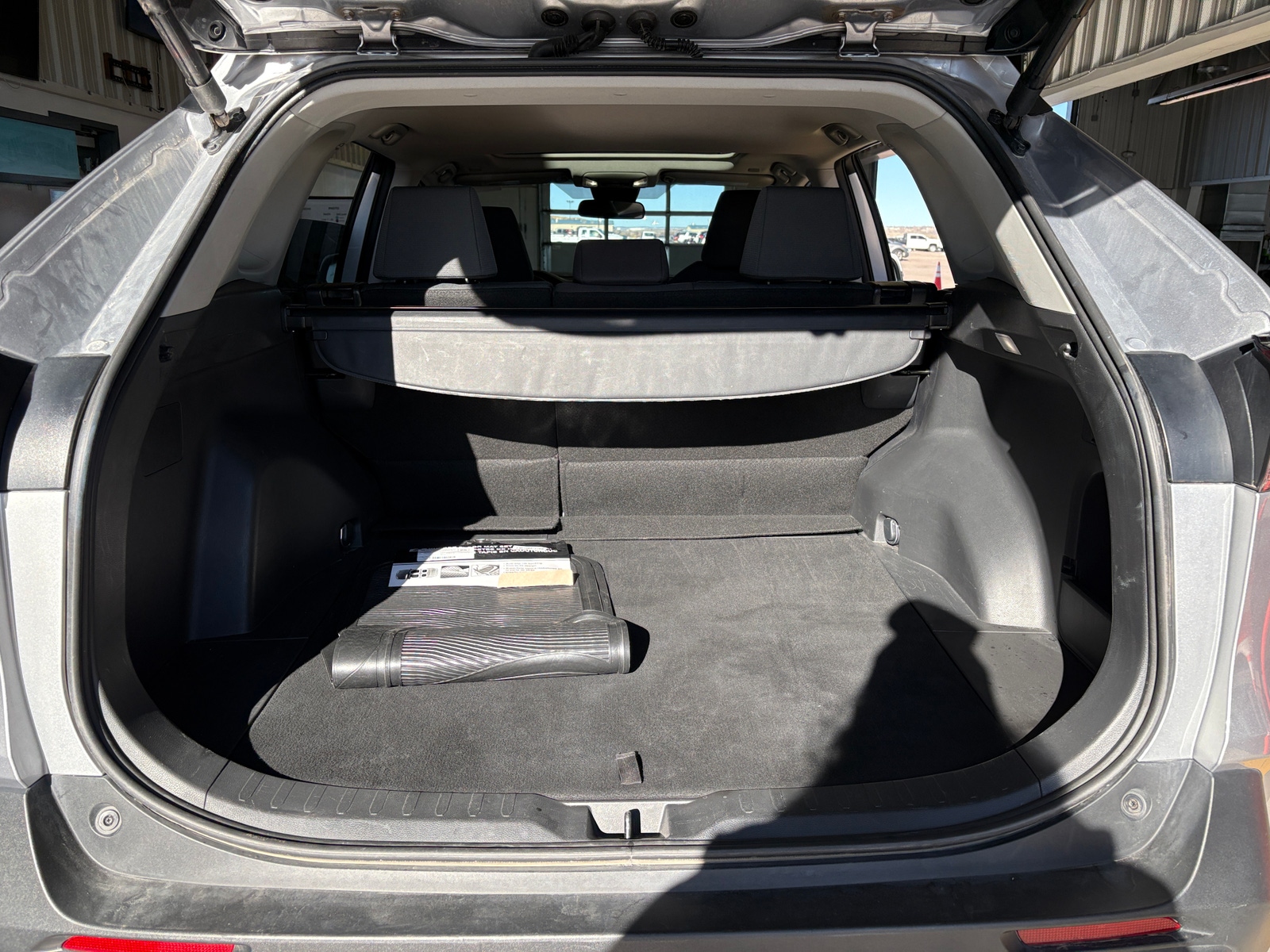 Thumbnail: 2025 Toyota RAV4 - 7