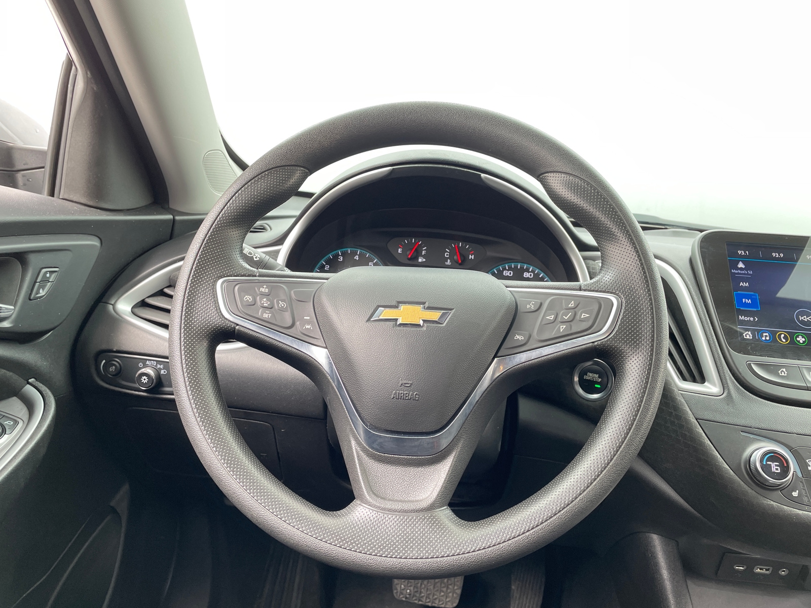 Thumbnail: 2024 Chevrolet Malibu - 5