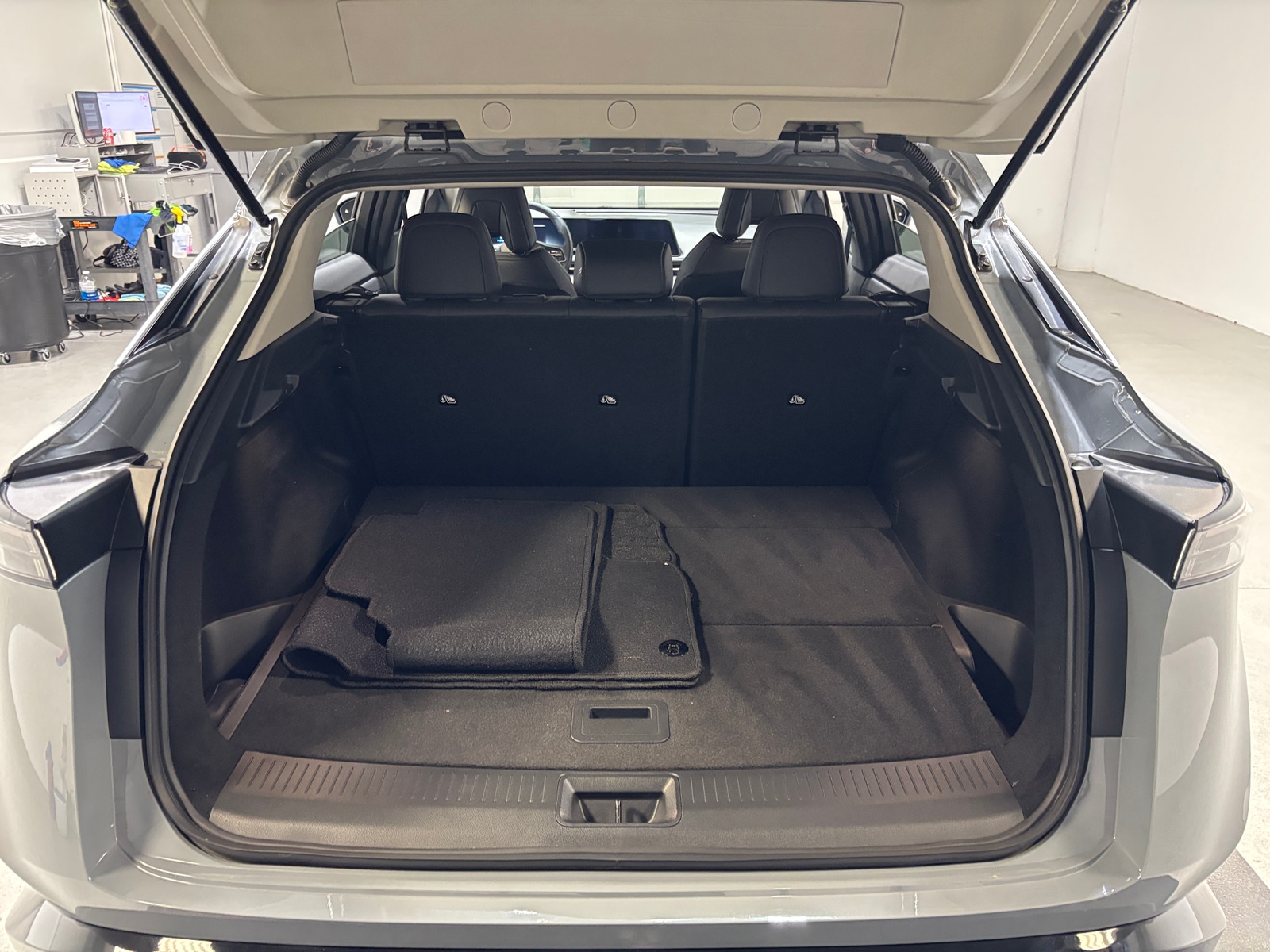 Thumbnail: 2025 Nissan Ariya - 6