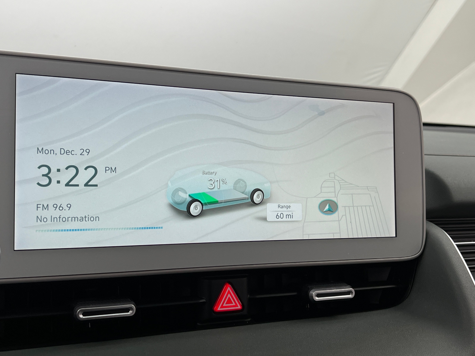 Thumbnail: 2022 Hyundai Ioniq 5 - 3