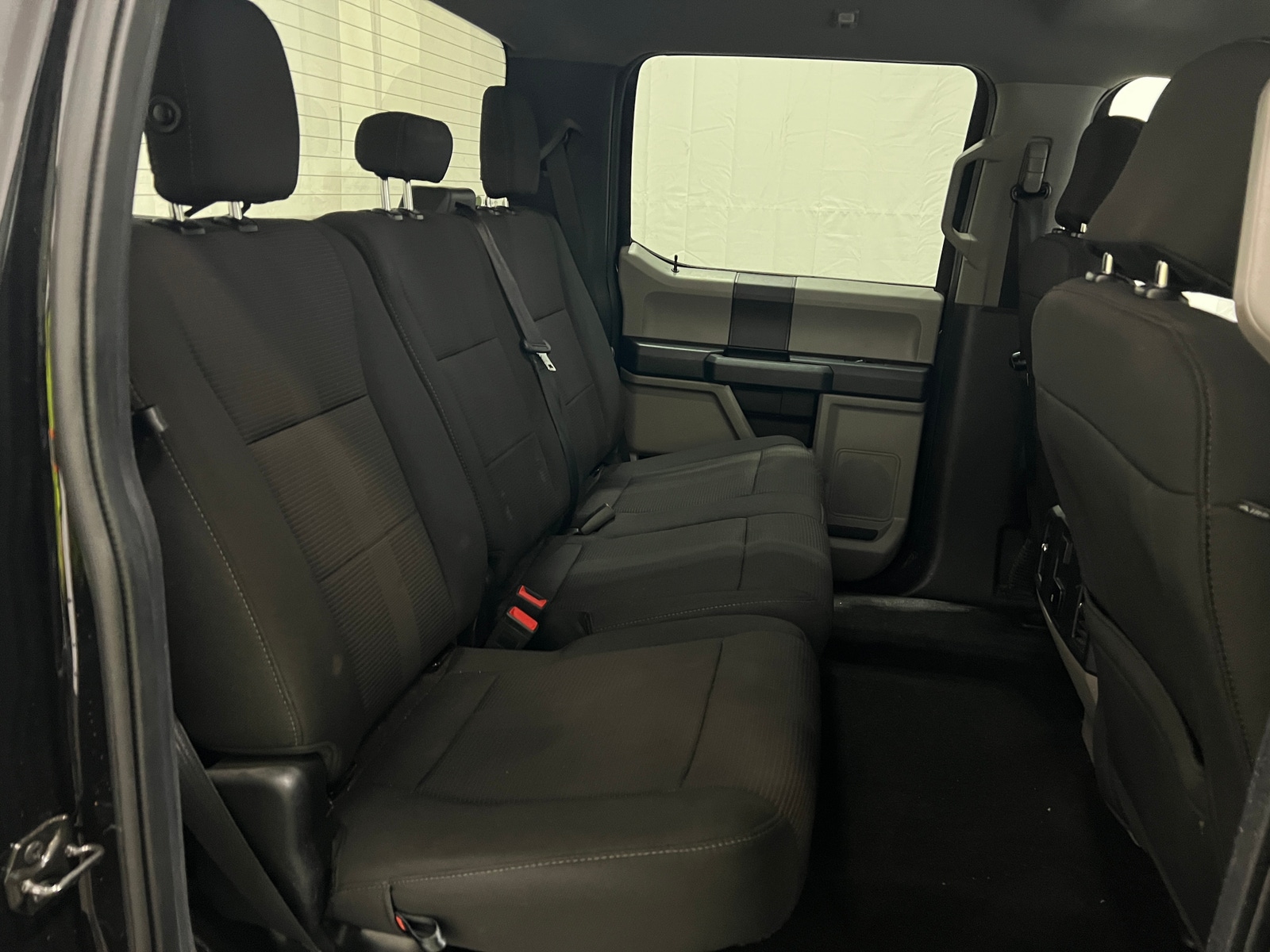 Thumbnail: 2019 Ford Econoline - 6