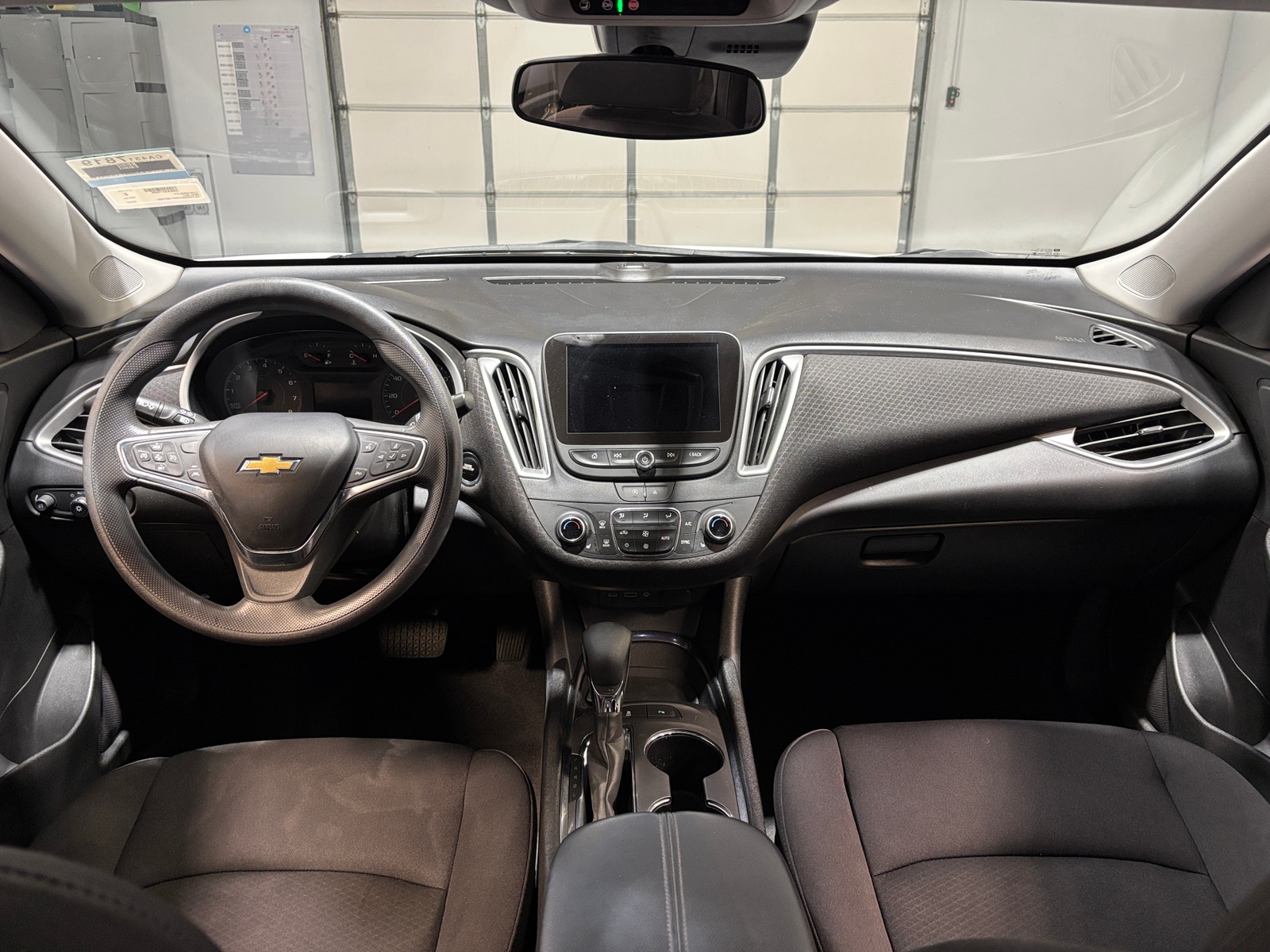 Thumbnail: 2023 Chevrolet Malibu - 3