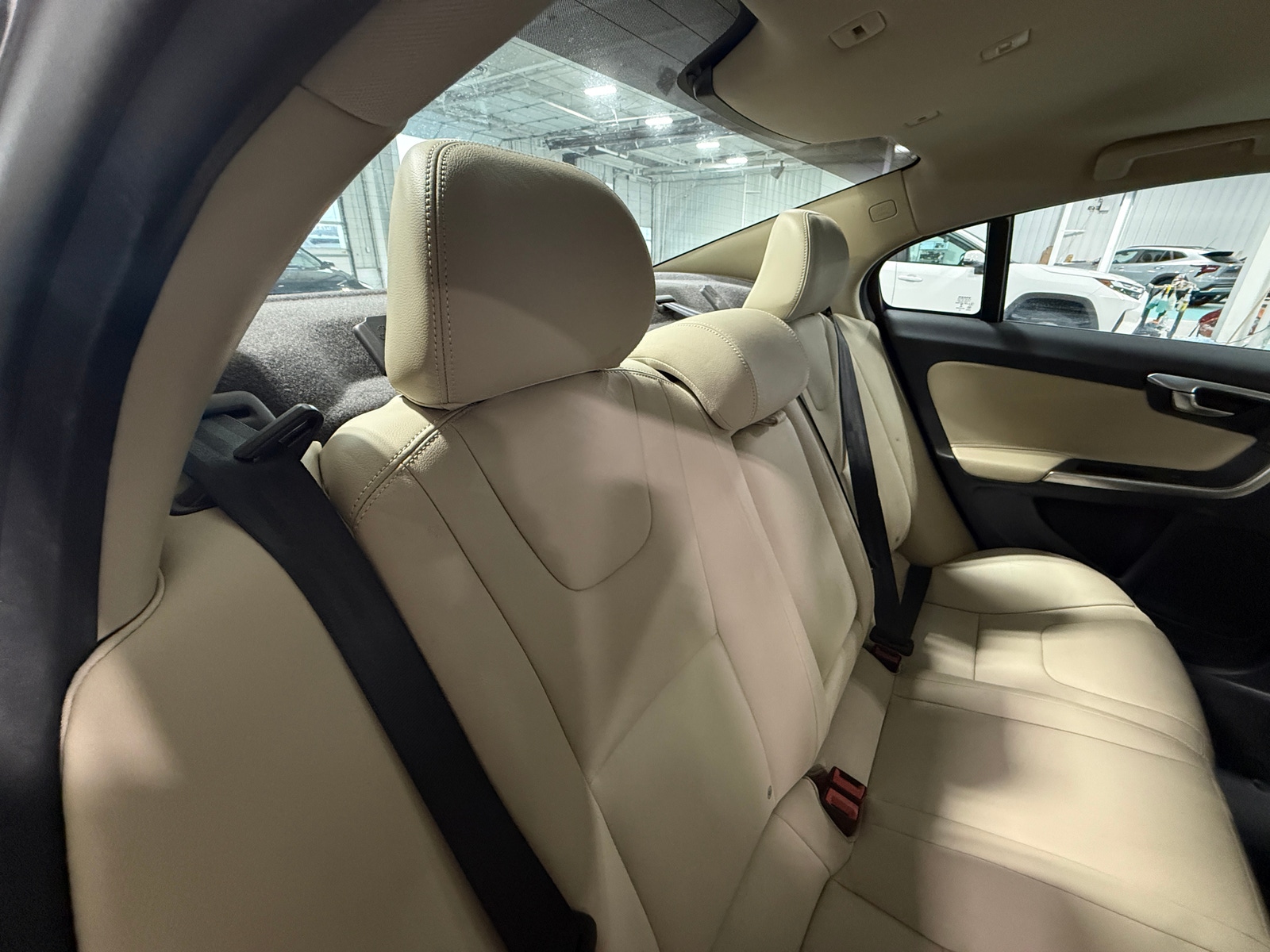 Thumbnail: 2018 Volvo S60 - 5