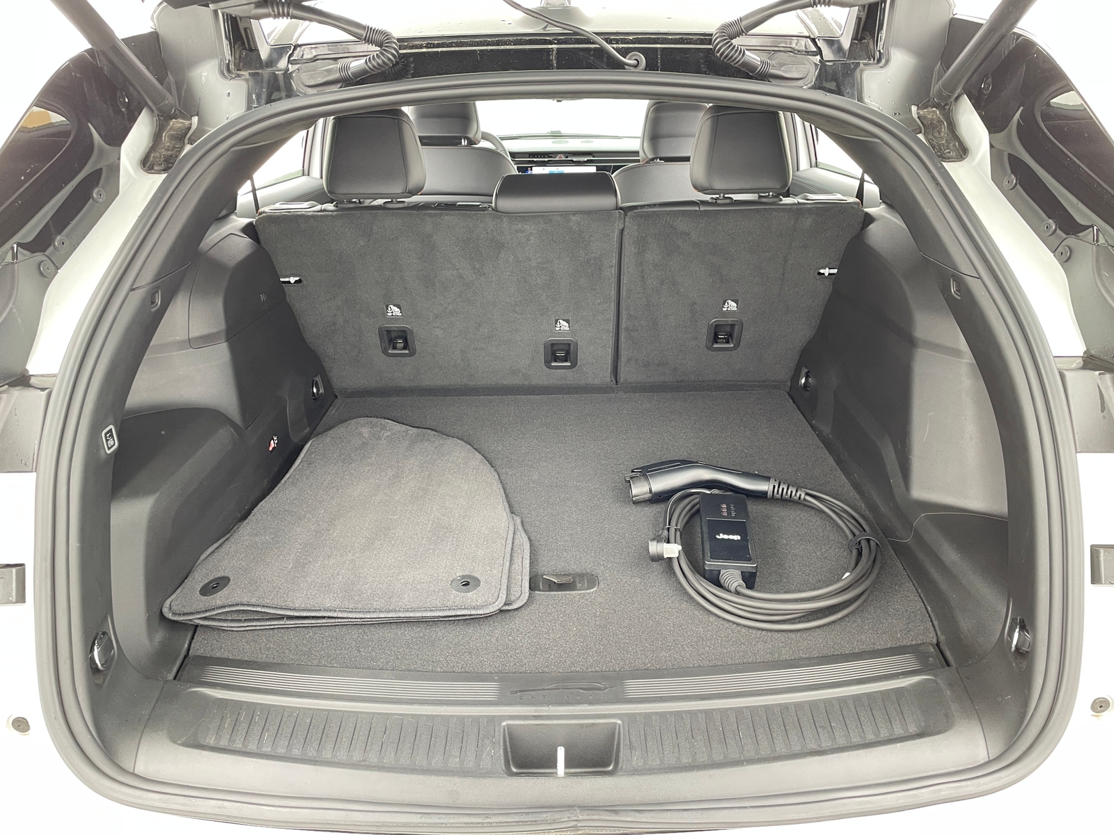 Thumbnail: 2024 Jeep Wagoneer S - 6