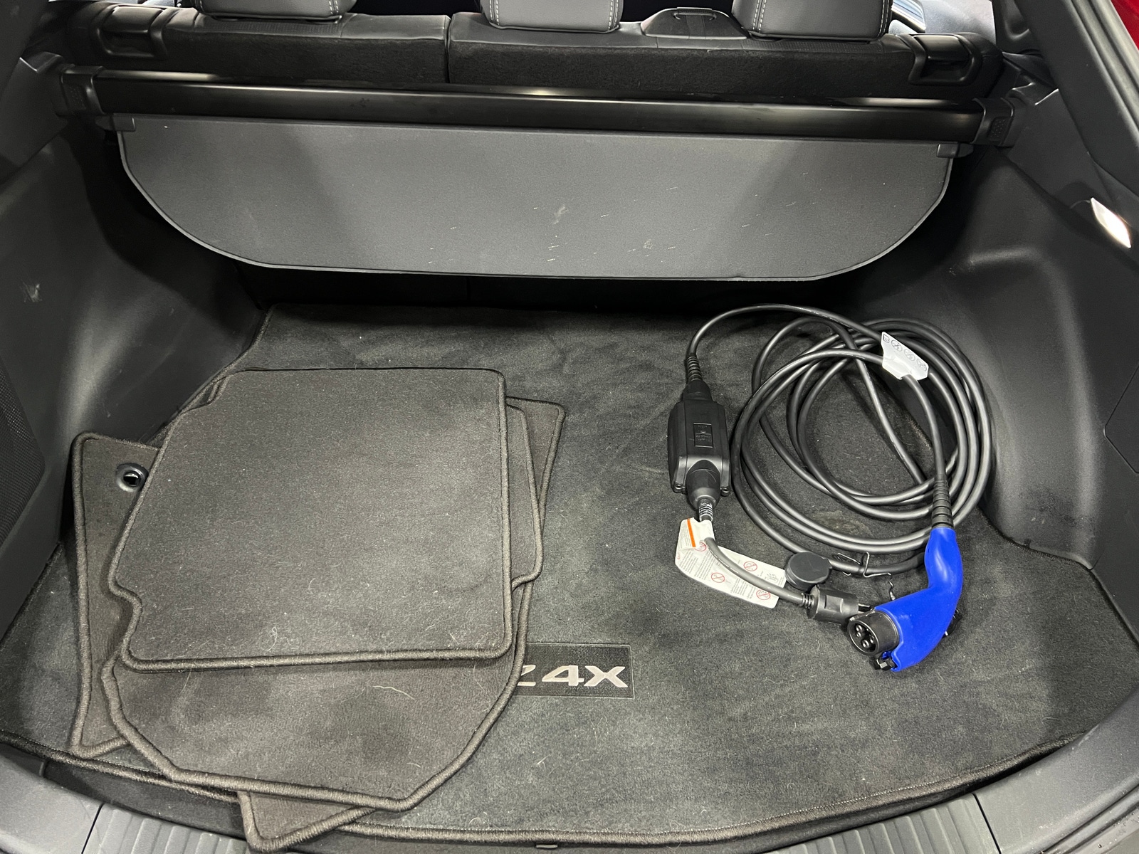 Thumbnail: 2023 Toyota bZ4X - 6