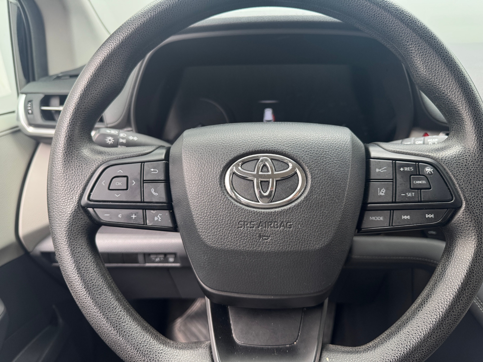 Thumbnail: 2024 Toyota Sienna - 5