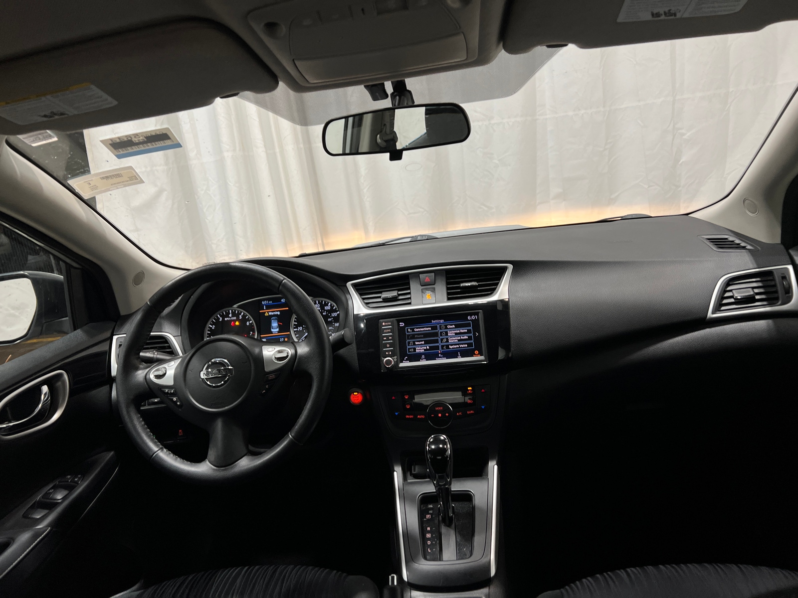 Thumbnail: 2019 Nissan Sentra - 3