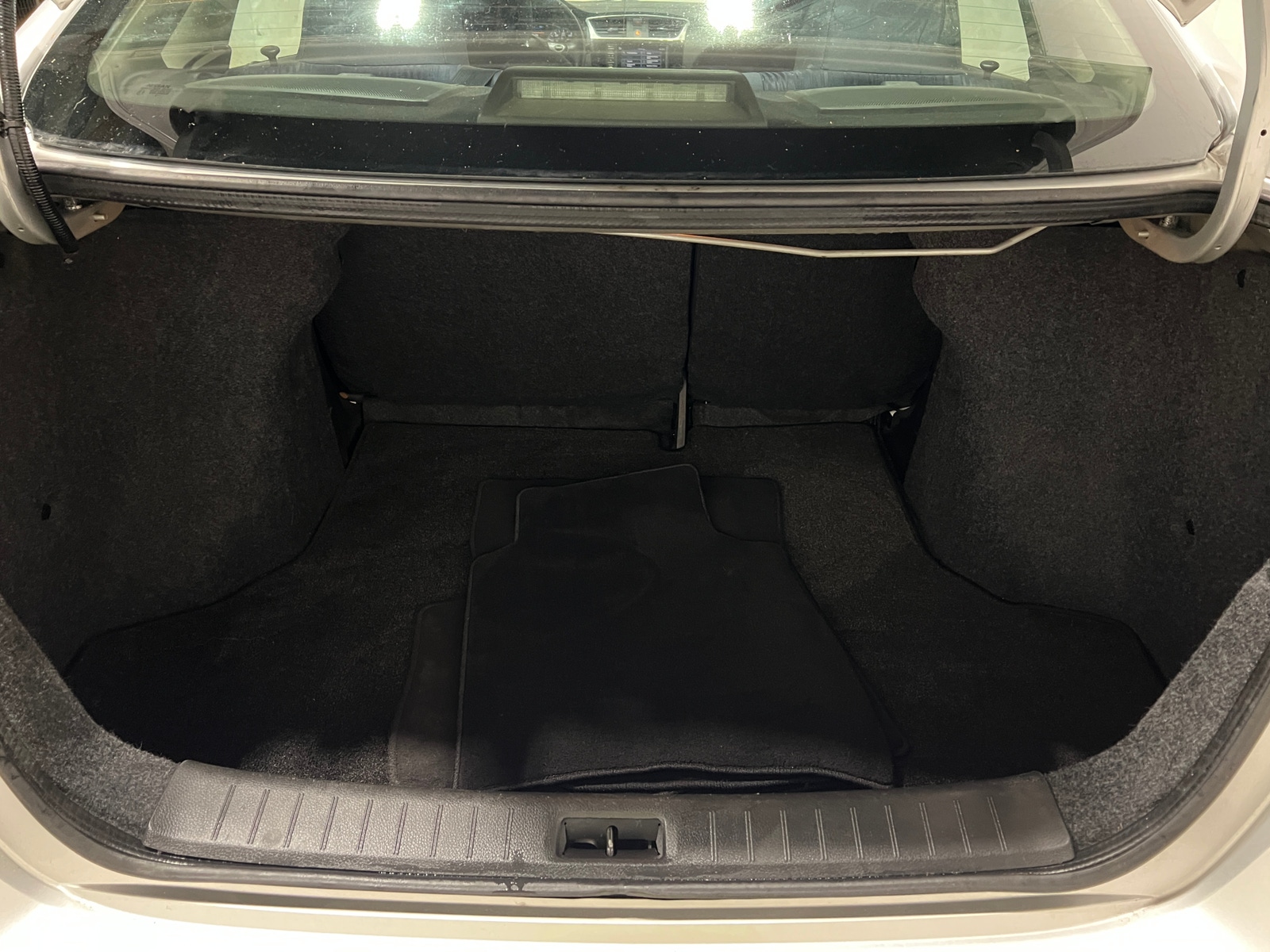 Thumbnail: 2019 Nissan Sentra - 7