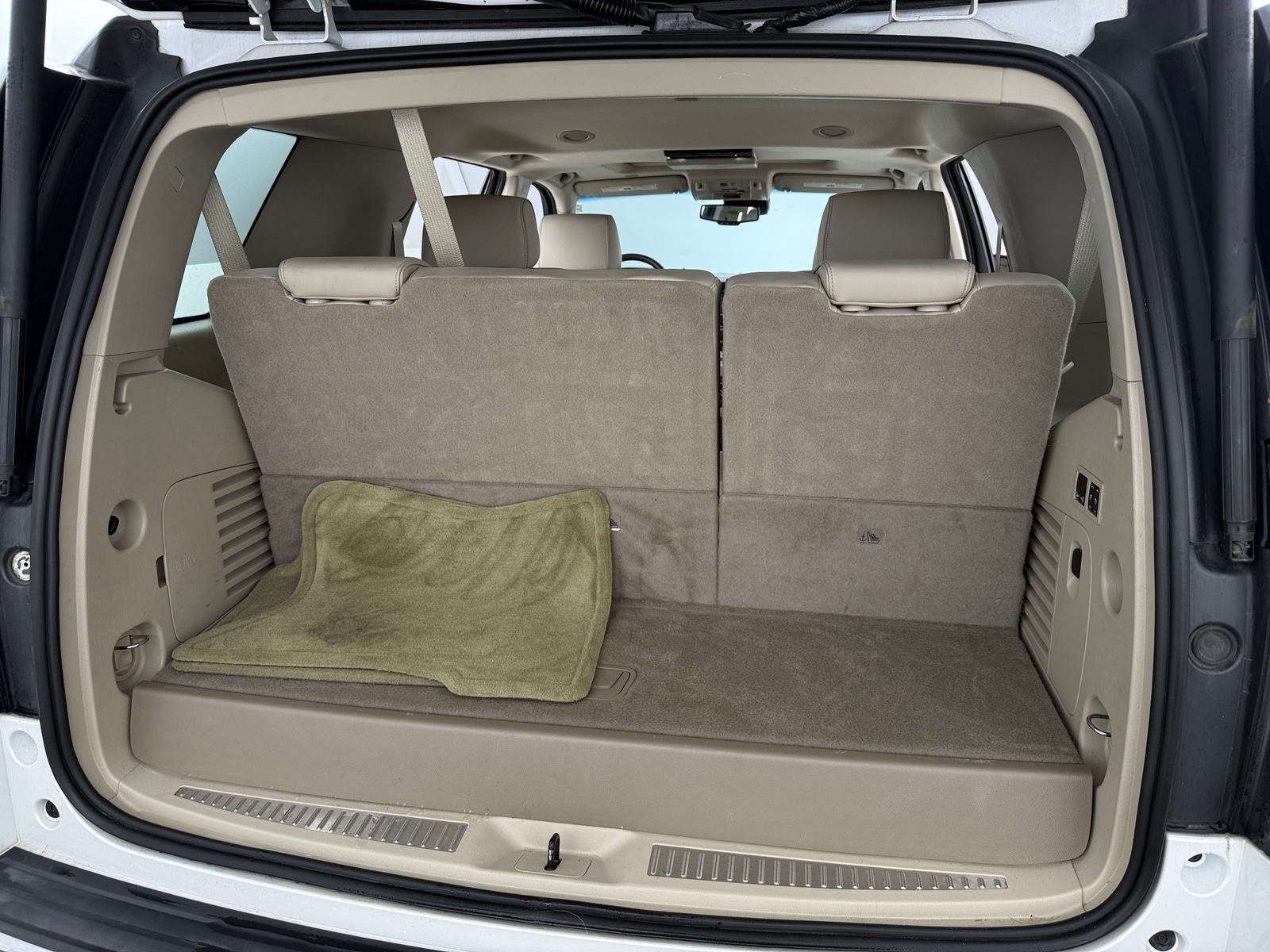 Thumbnail: 2016 GMC Yukon - 6