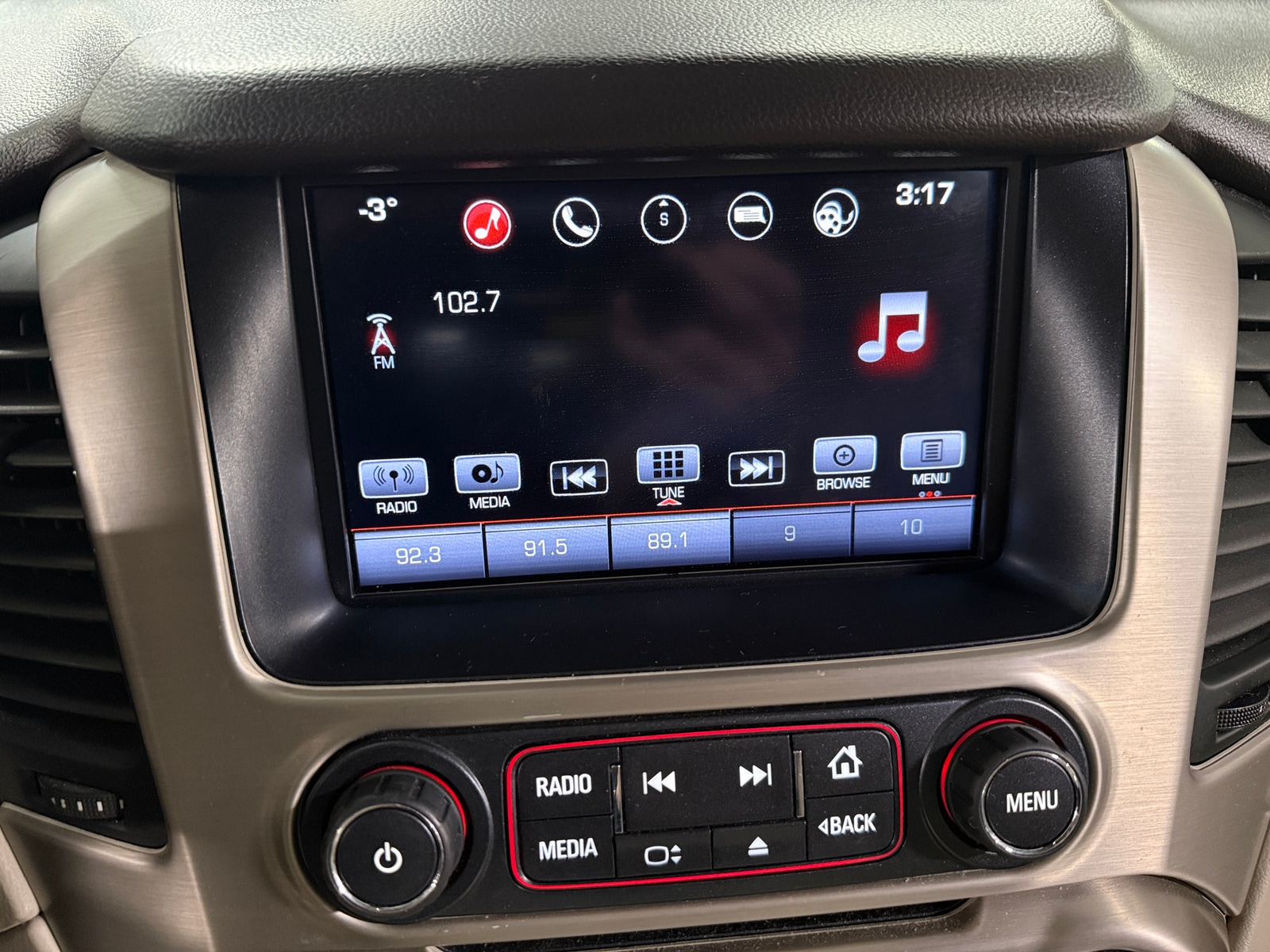 Thumbnail: 2016 GMC Yukon - 3