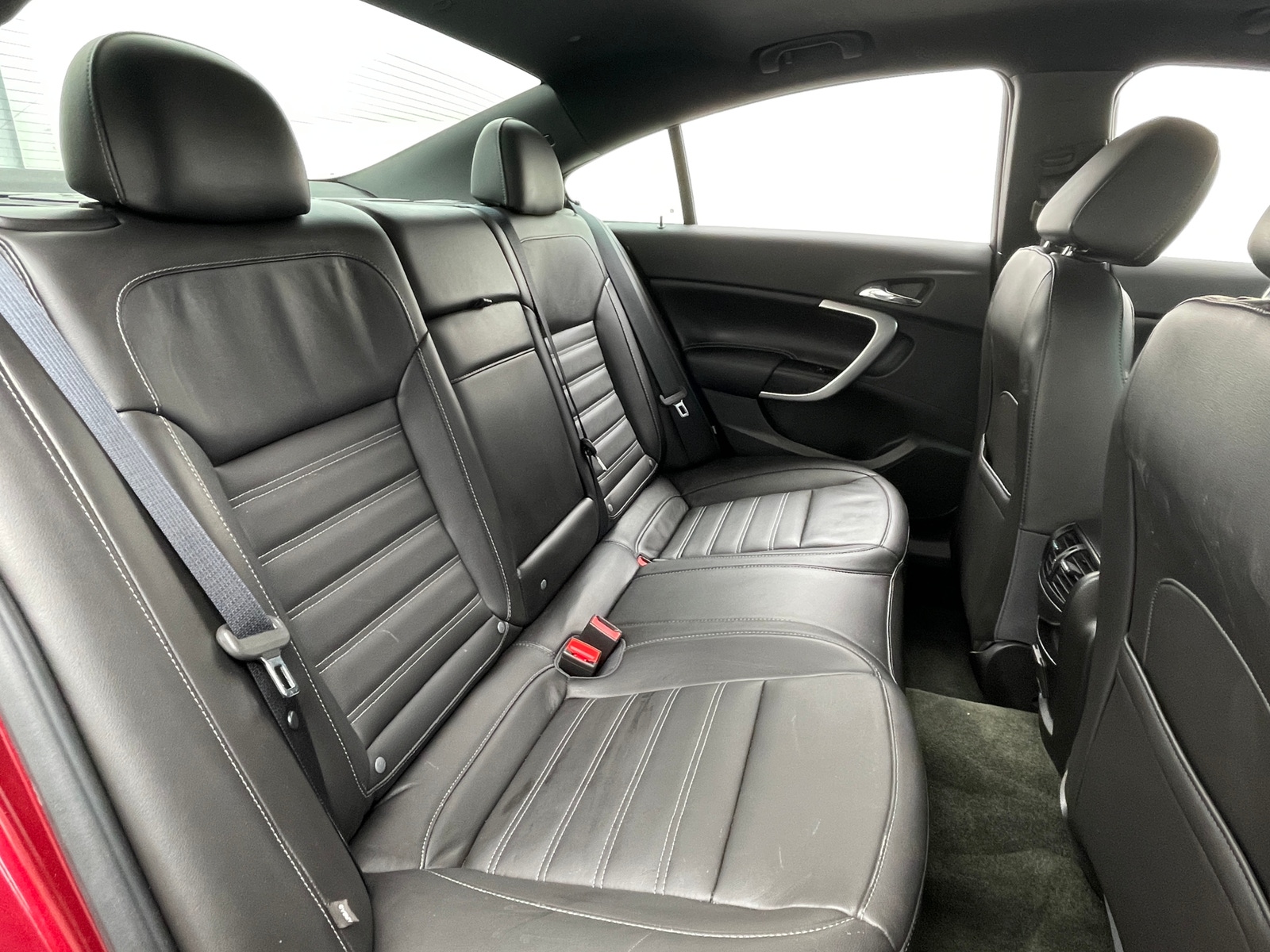 Thumbnail: 2017 Buick Regal - 5