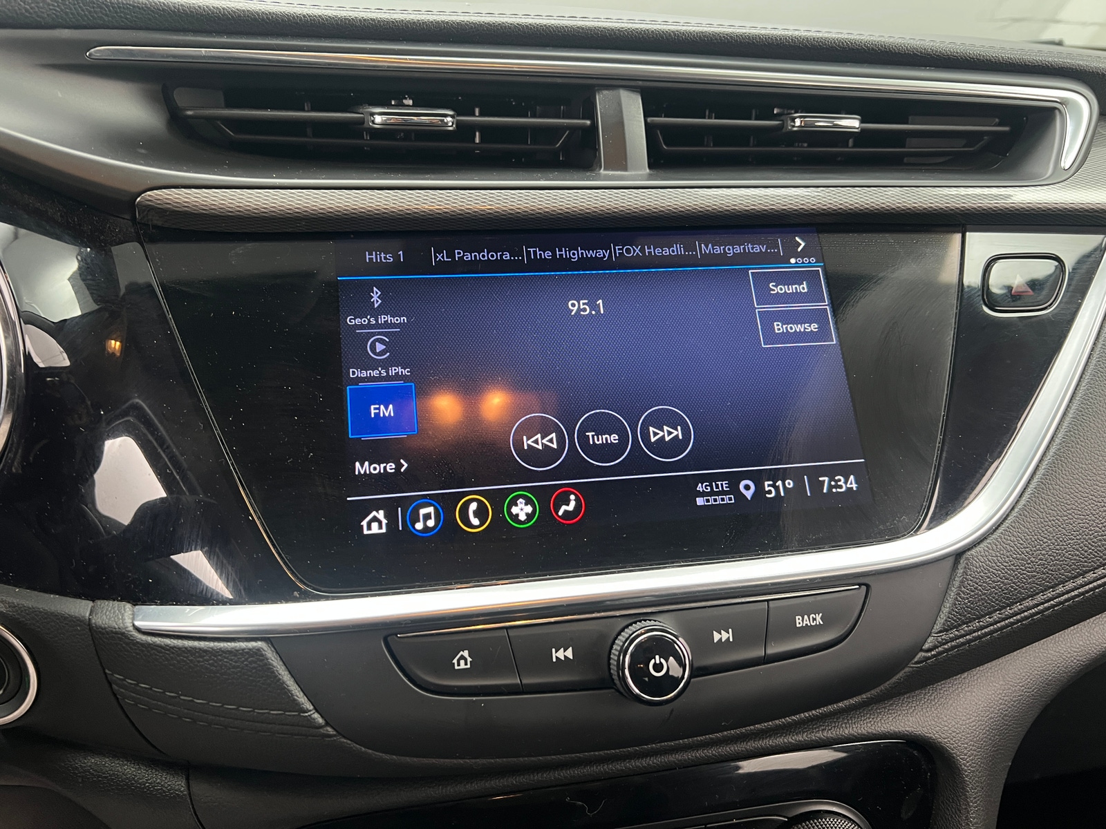 Thumbnail: 2021 Buick Encore GX - 3