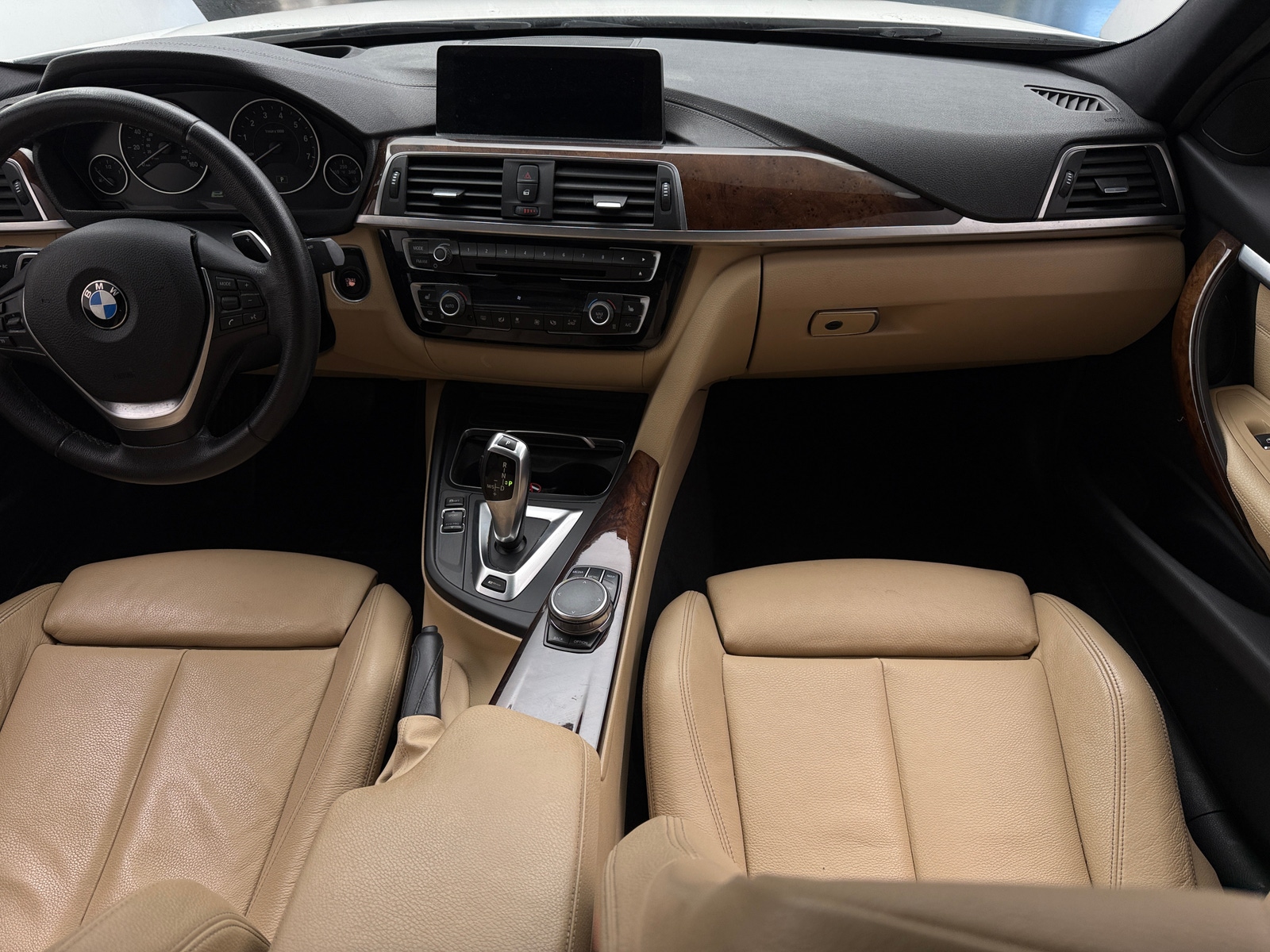 Thumbnail: 2018 BMW 3 Series - 2