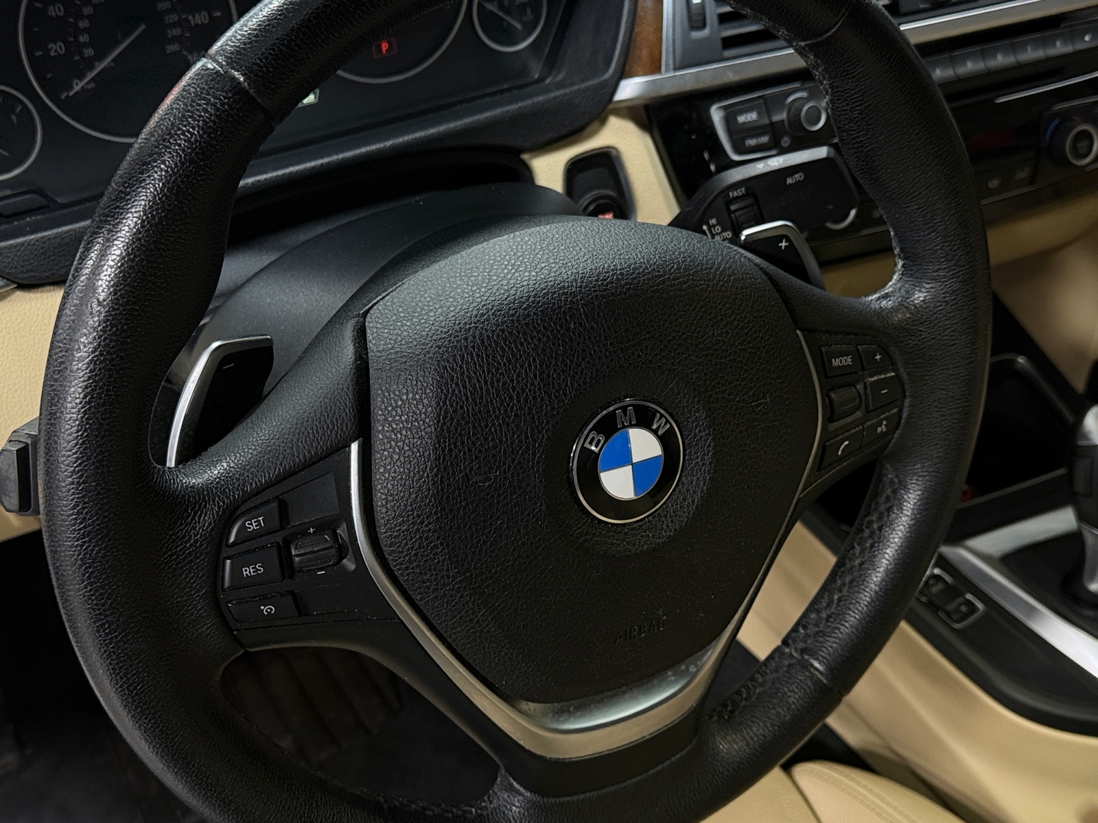 Thumbnail: 2018 BMW 3 Series - 4