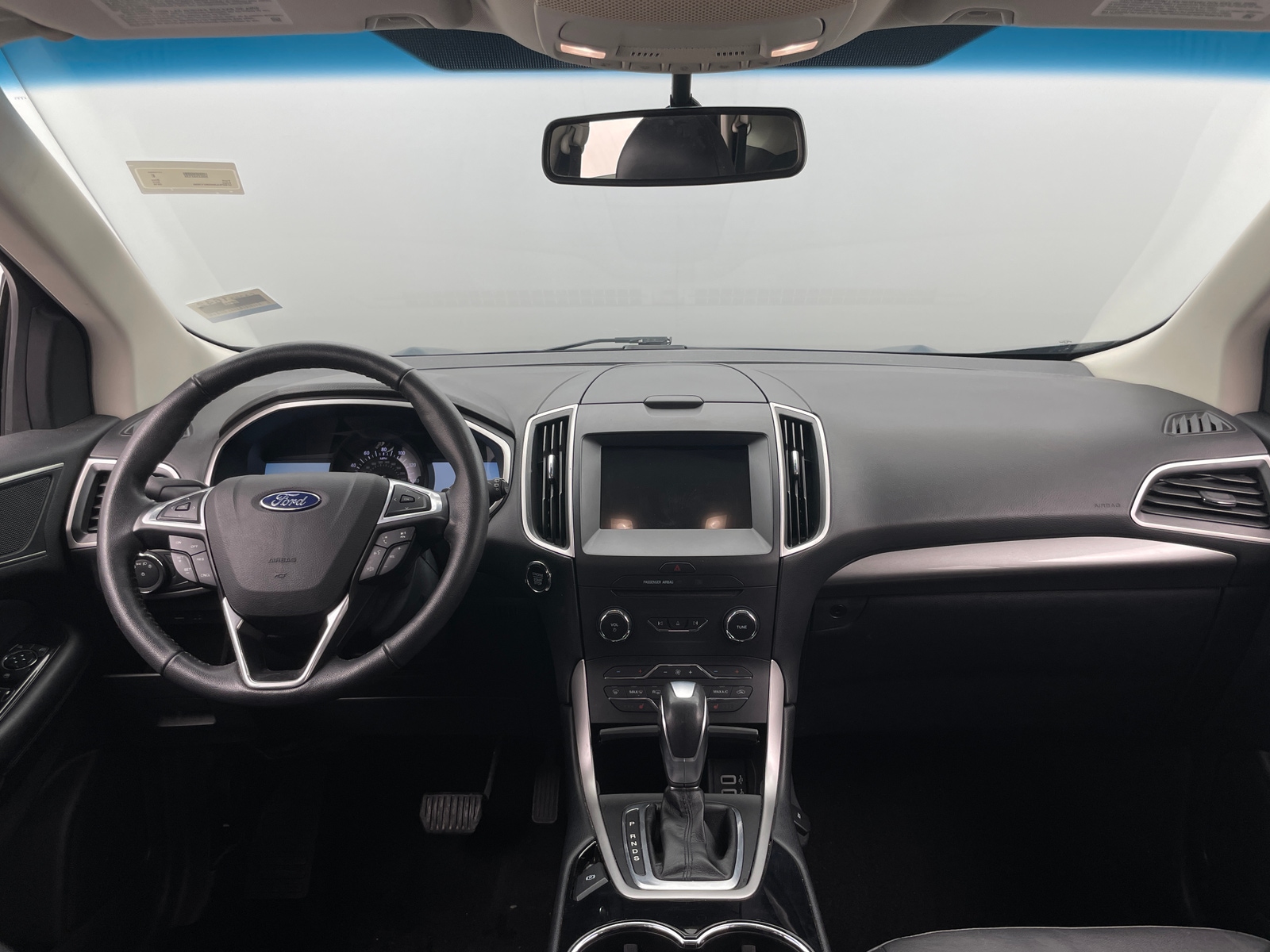 Thumbnail: 2016 Ford Edge - 2