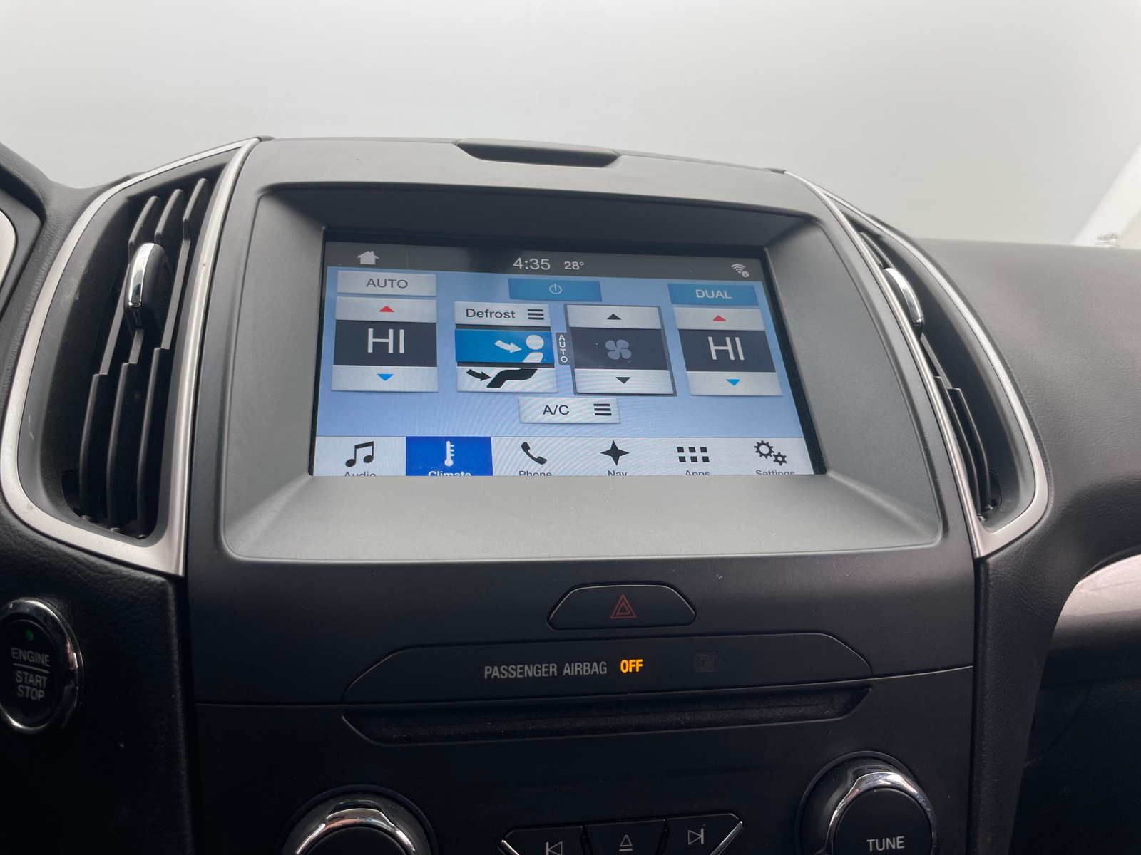 Thumbnail: 2016 Ford Edge - 3