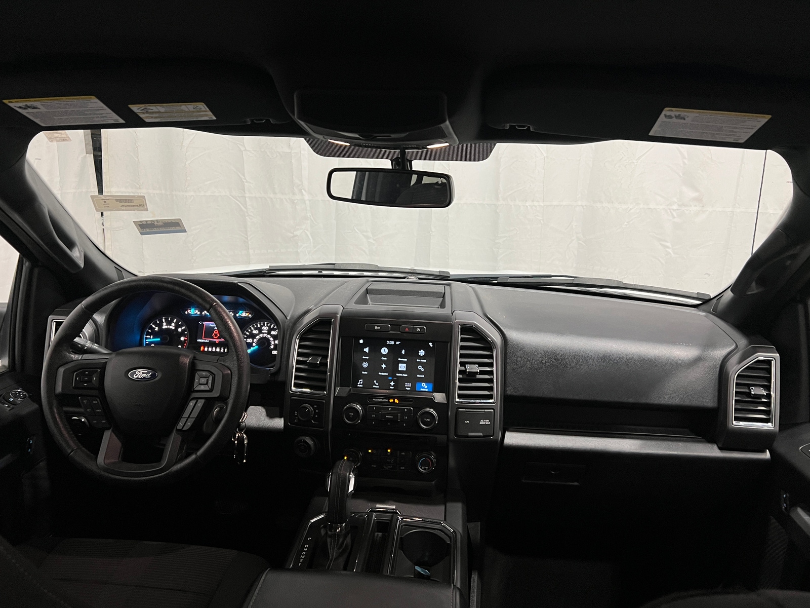 Thumbnail: 2016 Ford Econoline - 3