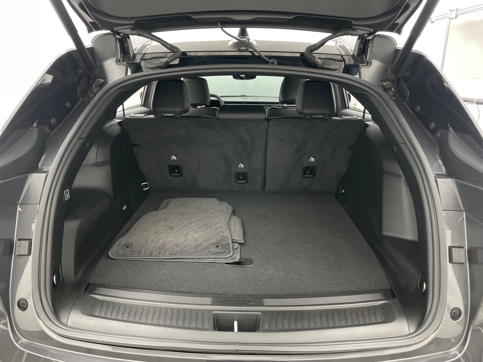 Thumbnail: 2025 Jeep Wagoneer S - 6